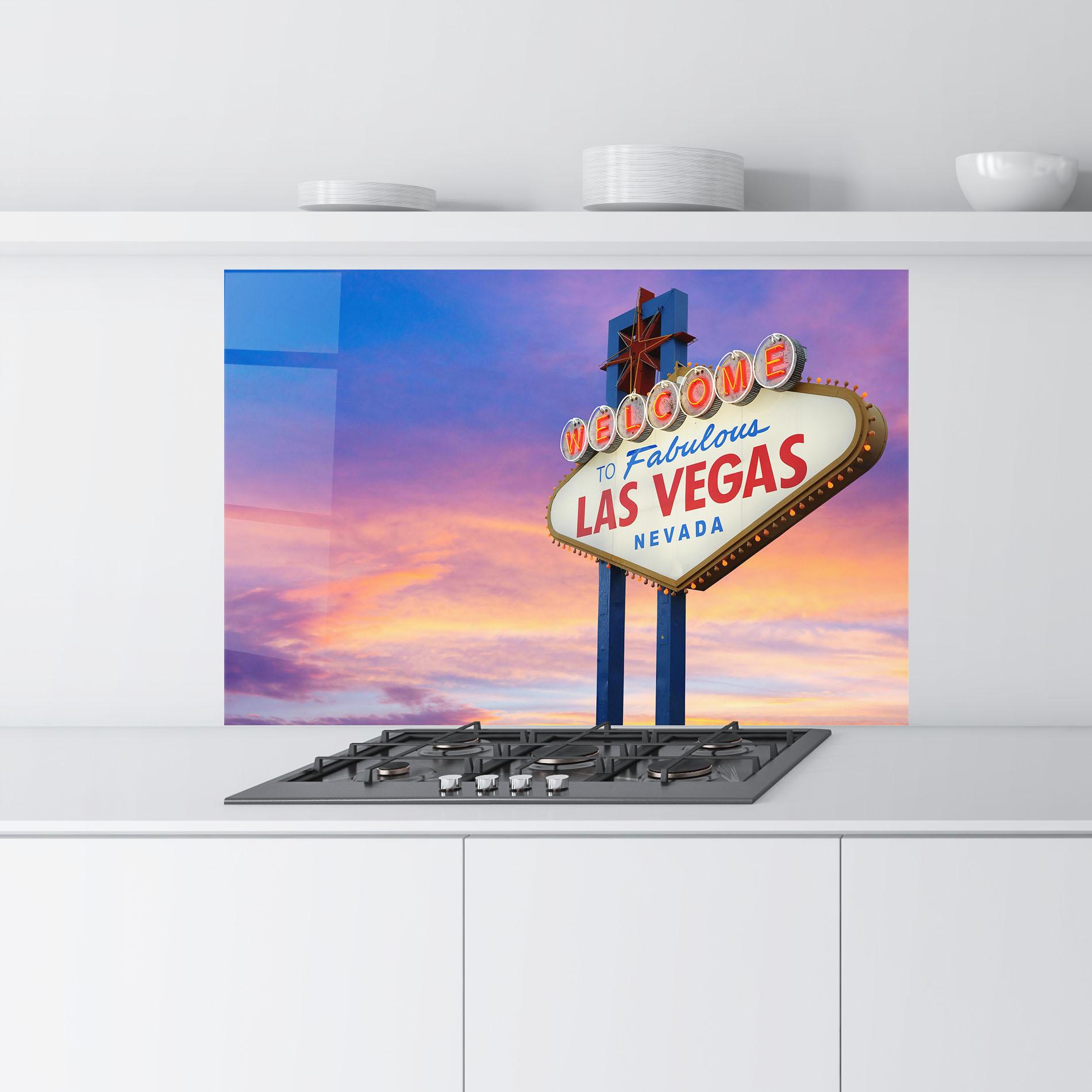 Konyhai üveg hátfal Las Vegas Sign mockup 9