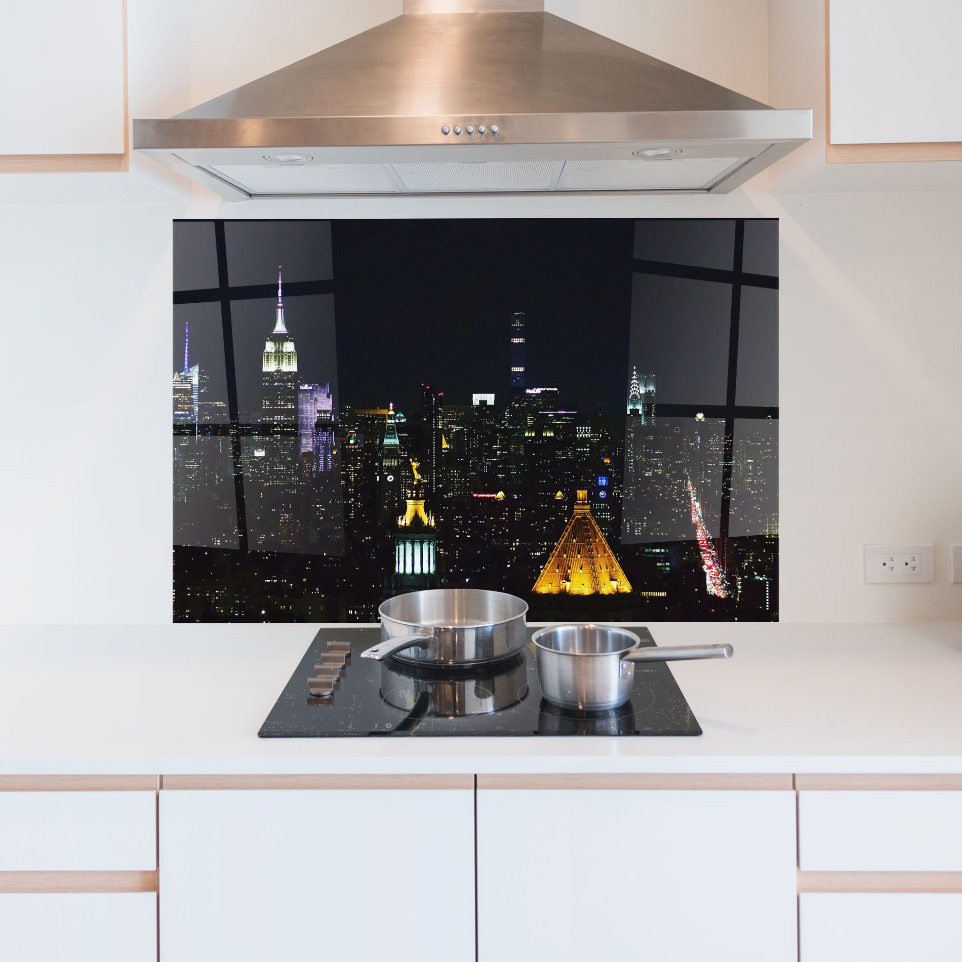 Pretty City Night mockup 5