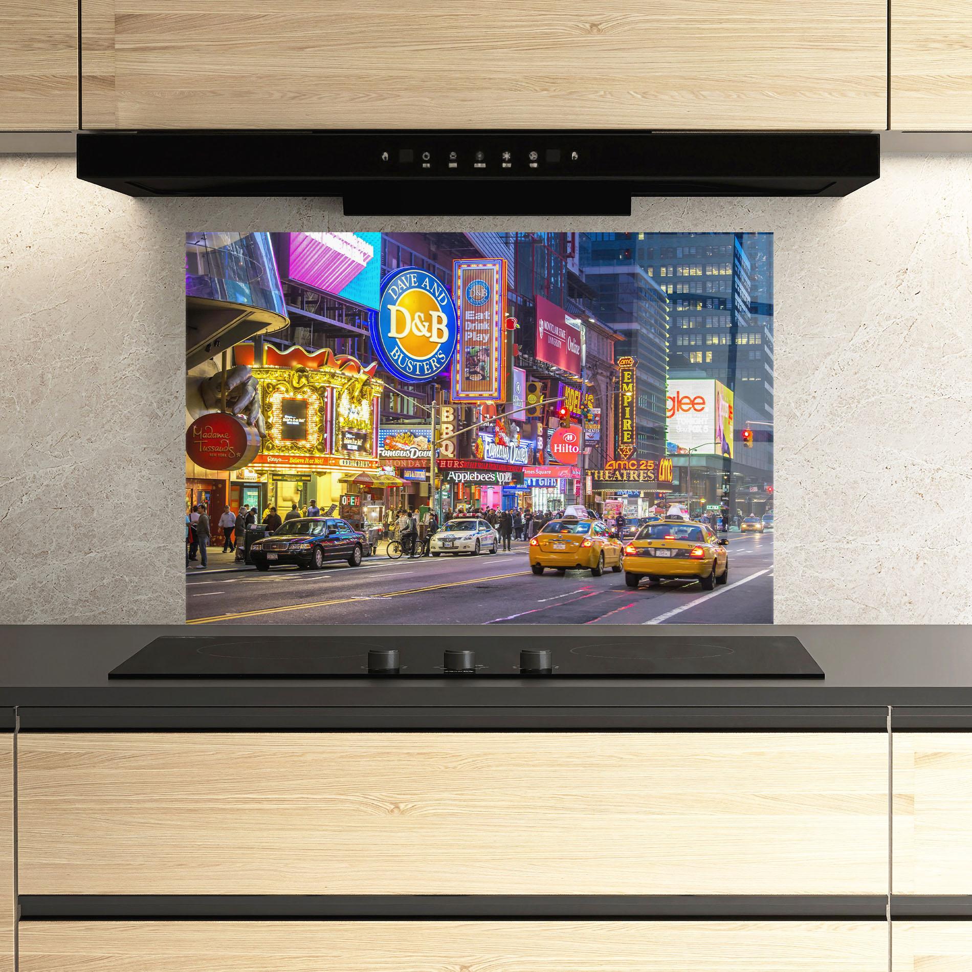 Konyhai üveg hátfal New York Lights mockup 3