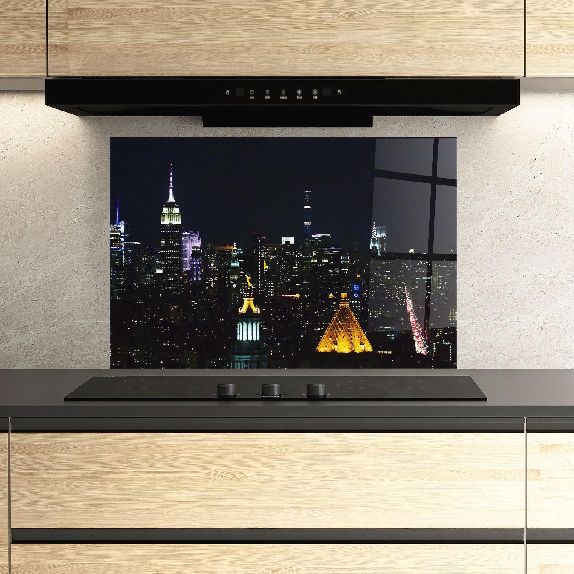 Konyhai üveg hátfal Pretty City Night mockup 3