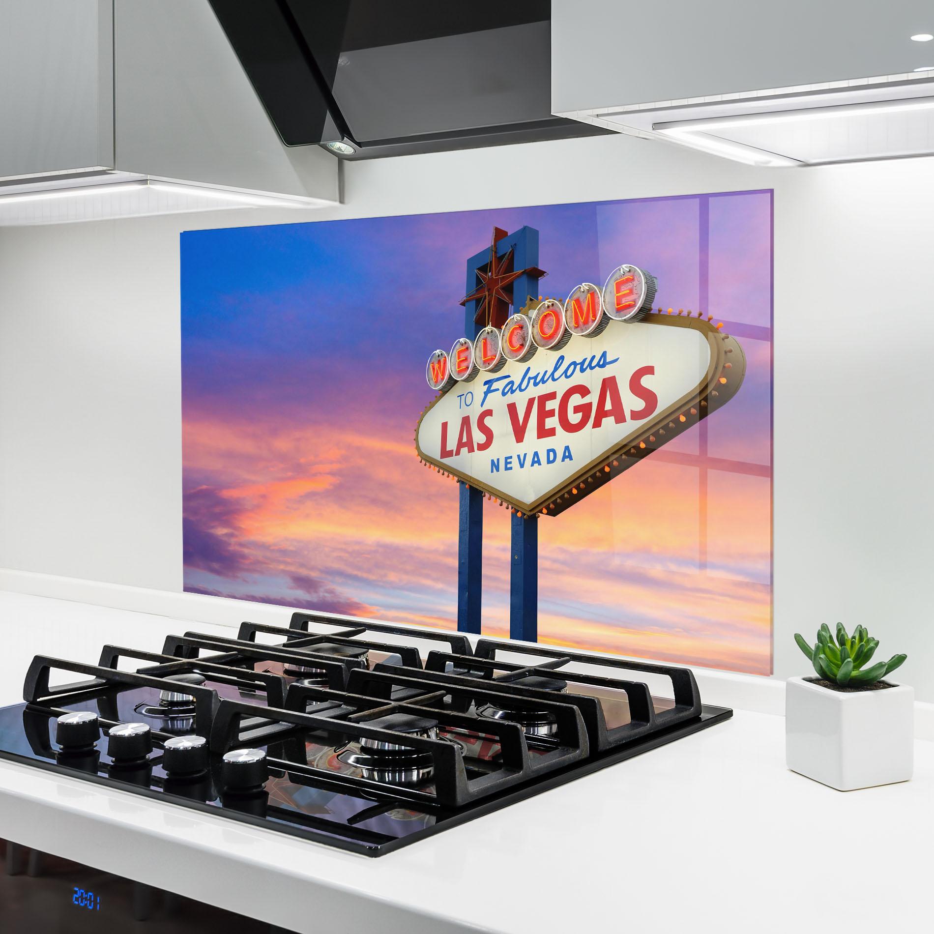 Konyhai üveg hátfal Las Vegas Sign mockup 6