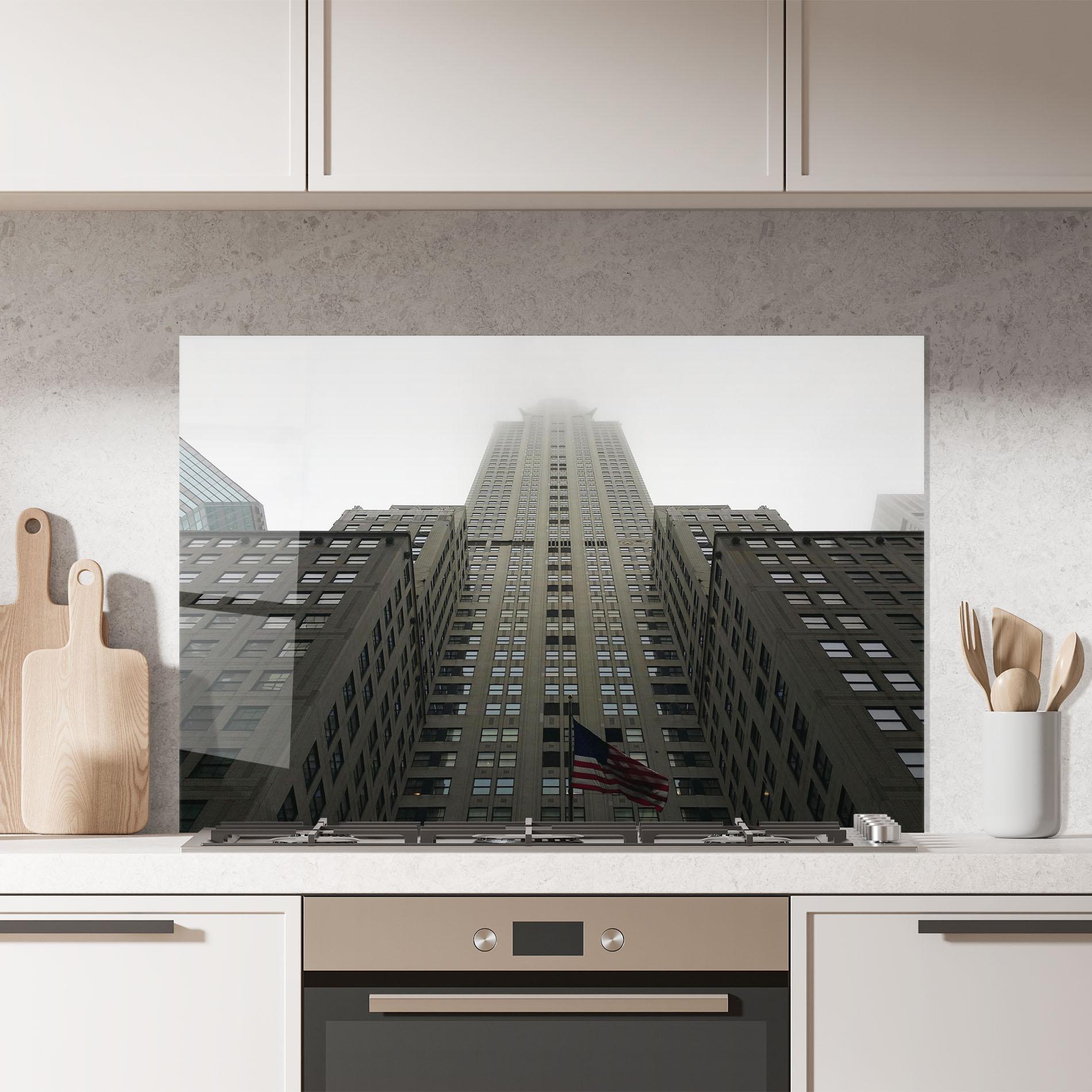 Konyhai üveg hátfal New York City Skyscraper mockup 7