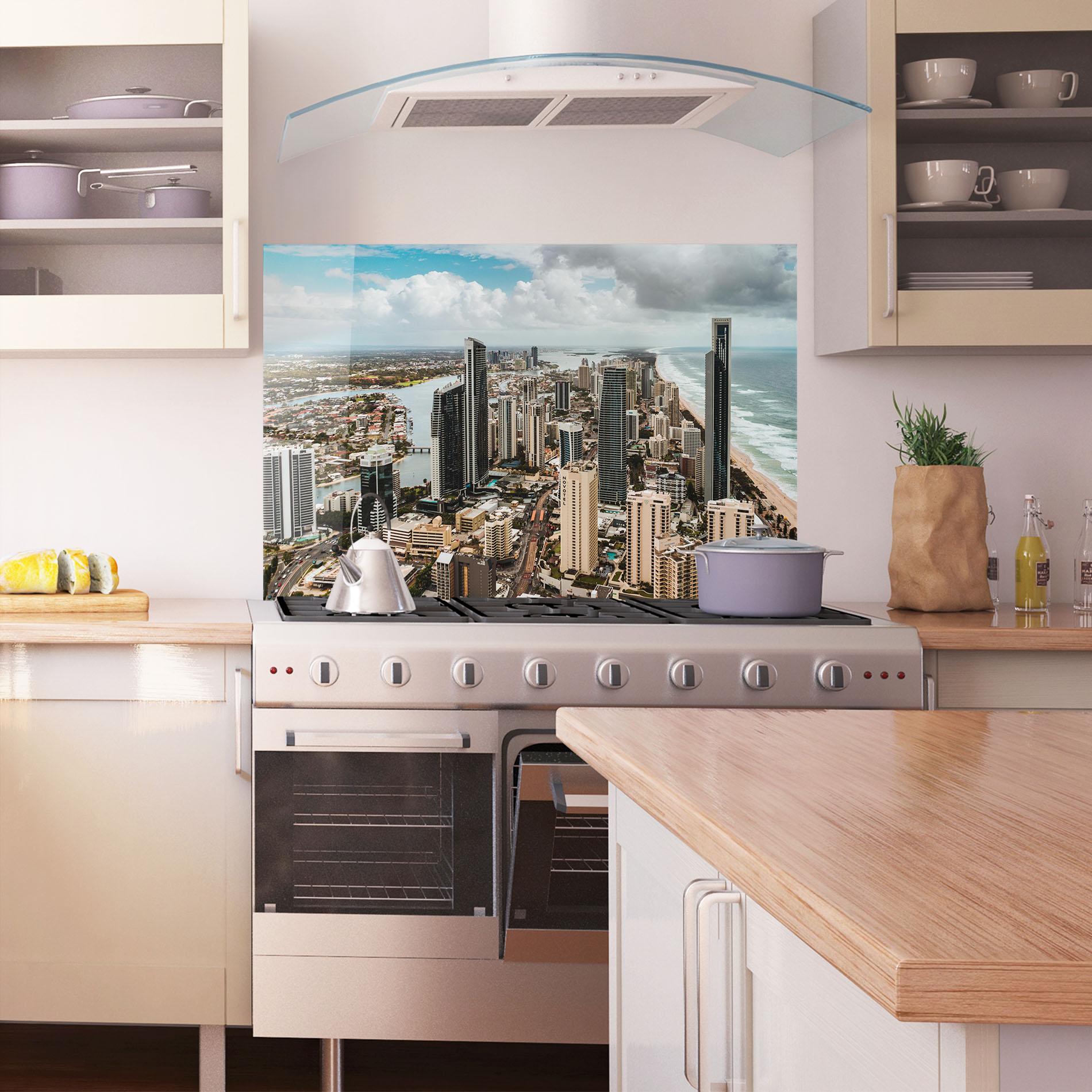 Konyhai üveg hátfal Gold Coast mockup 1
