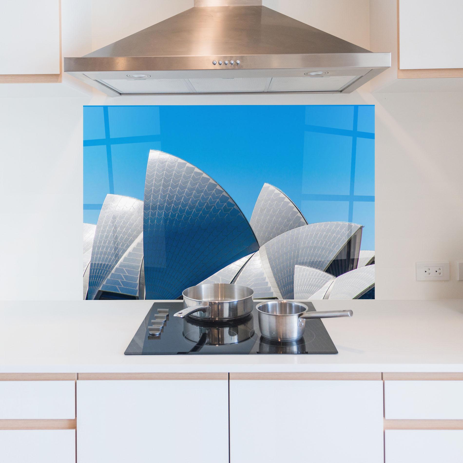 Konyhai üveg hátfal Close Up Opera House mockup 5