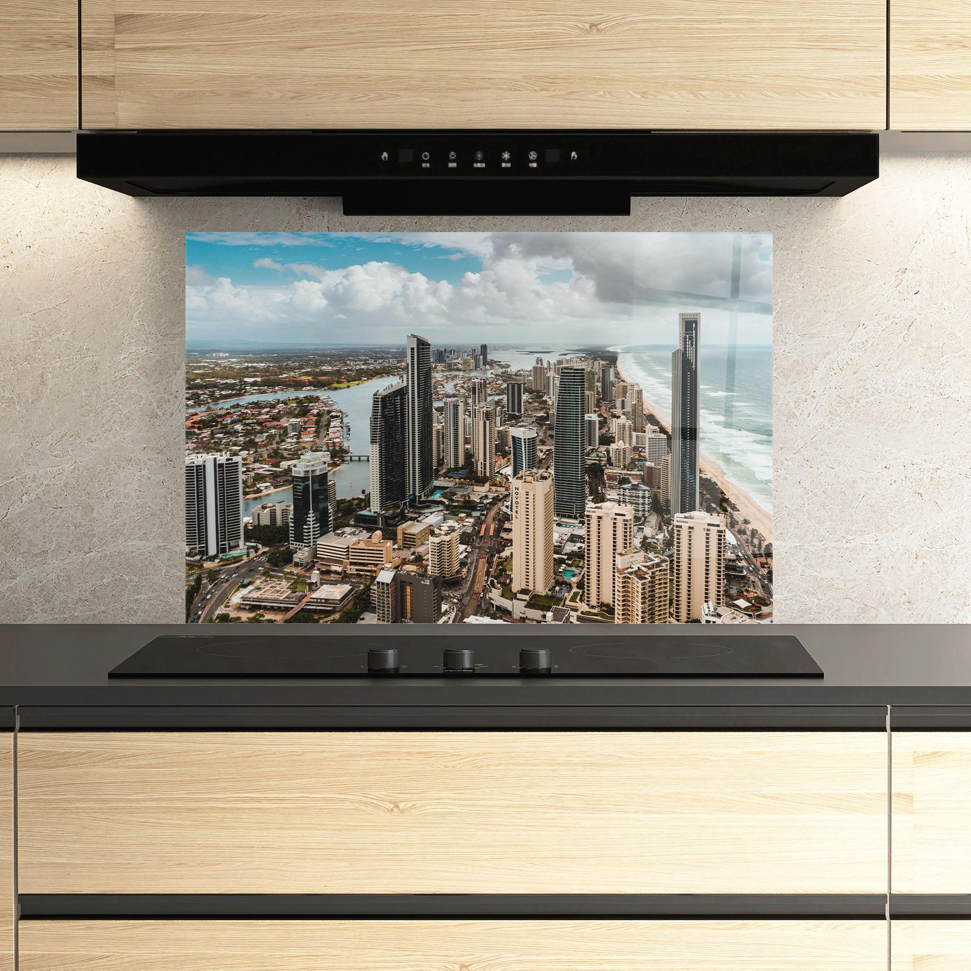 Konyhai üveg hátfal Gold Coast mockup 3