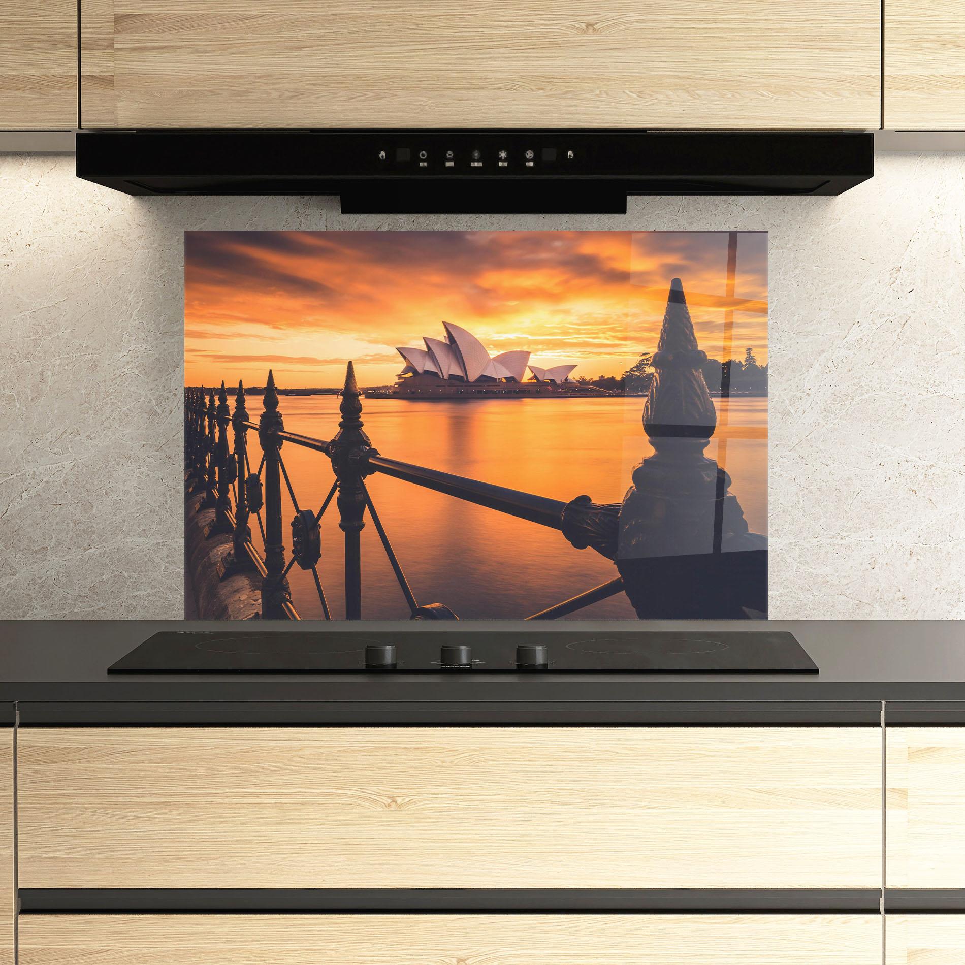 Konyhai üveg hátfal Sydney Orange View mockup 3
