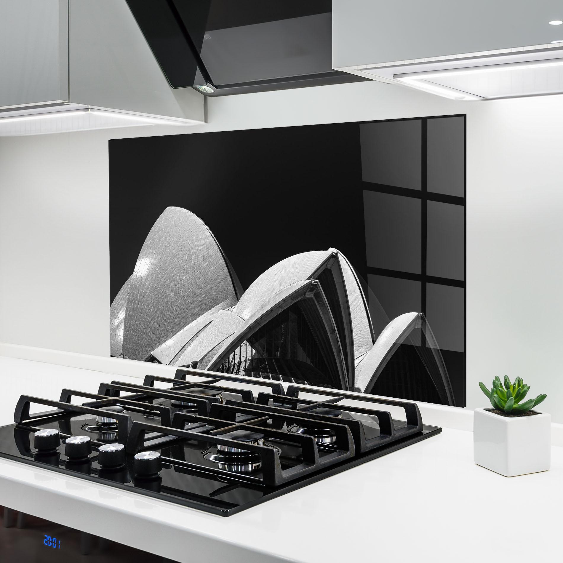 Konyhai üveg hátfal Opera House Close Up mockup 6