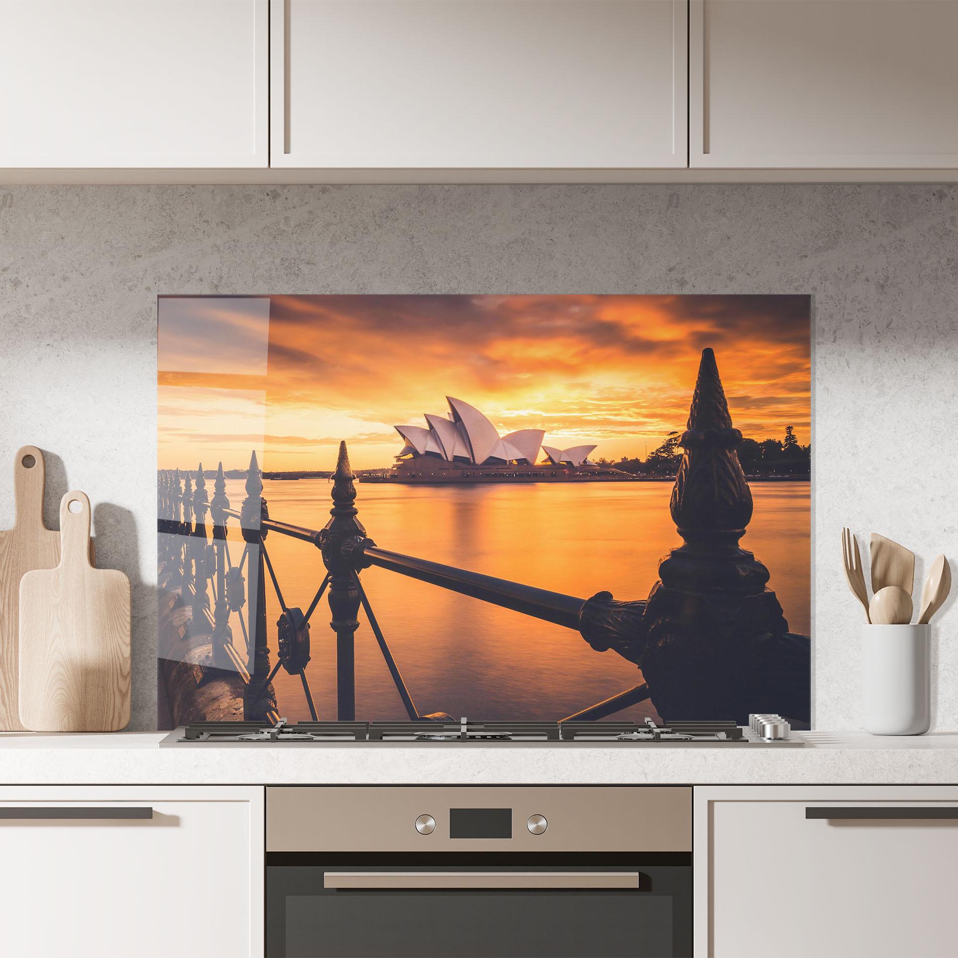 Konyhai üveg hátfal Sydney Orange View mockup 7