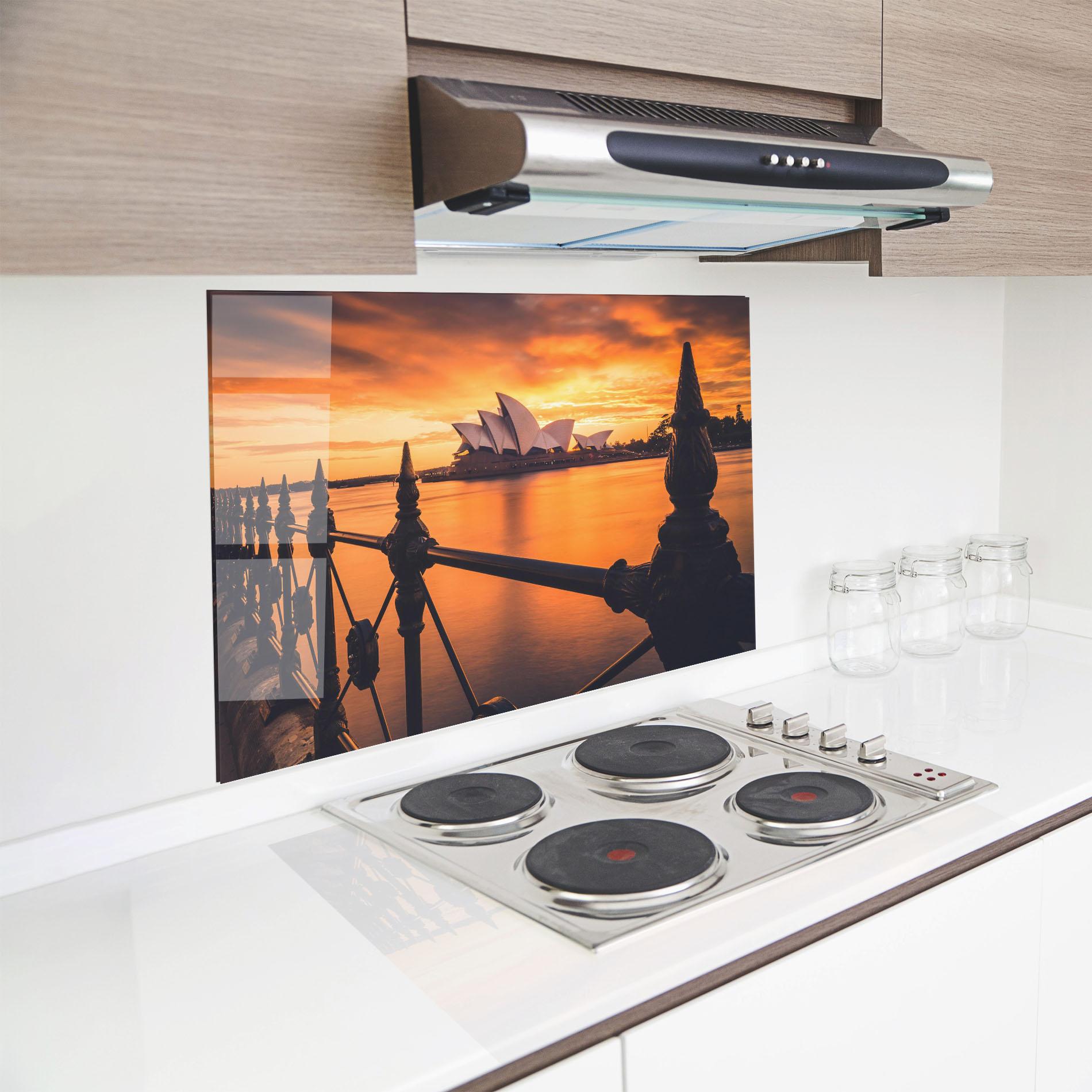 Konyhai üveg hátfal Sydney Orange View mockup 8