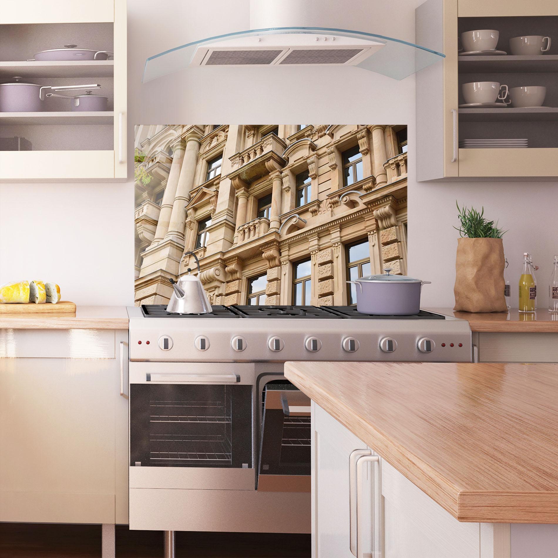 Konyhai üveg hátfal Frankfurt Building mockup 1