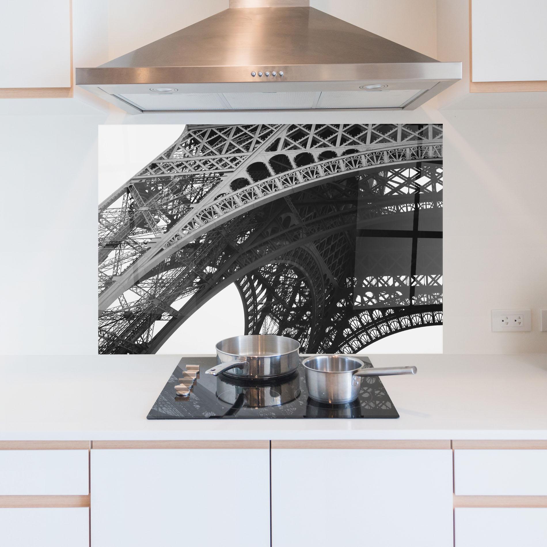 Konyhai üveg hátfal Grey Eiffel Tower mockup 5