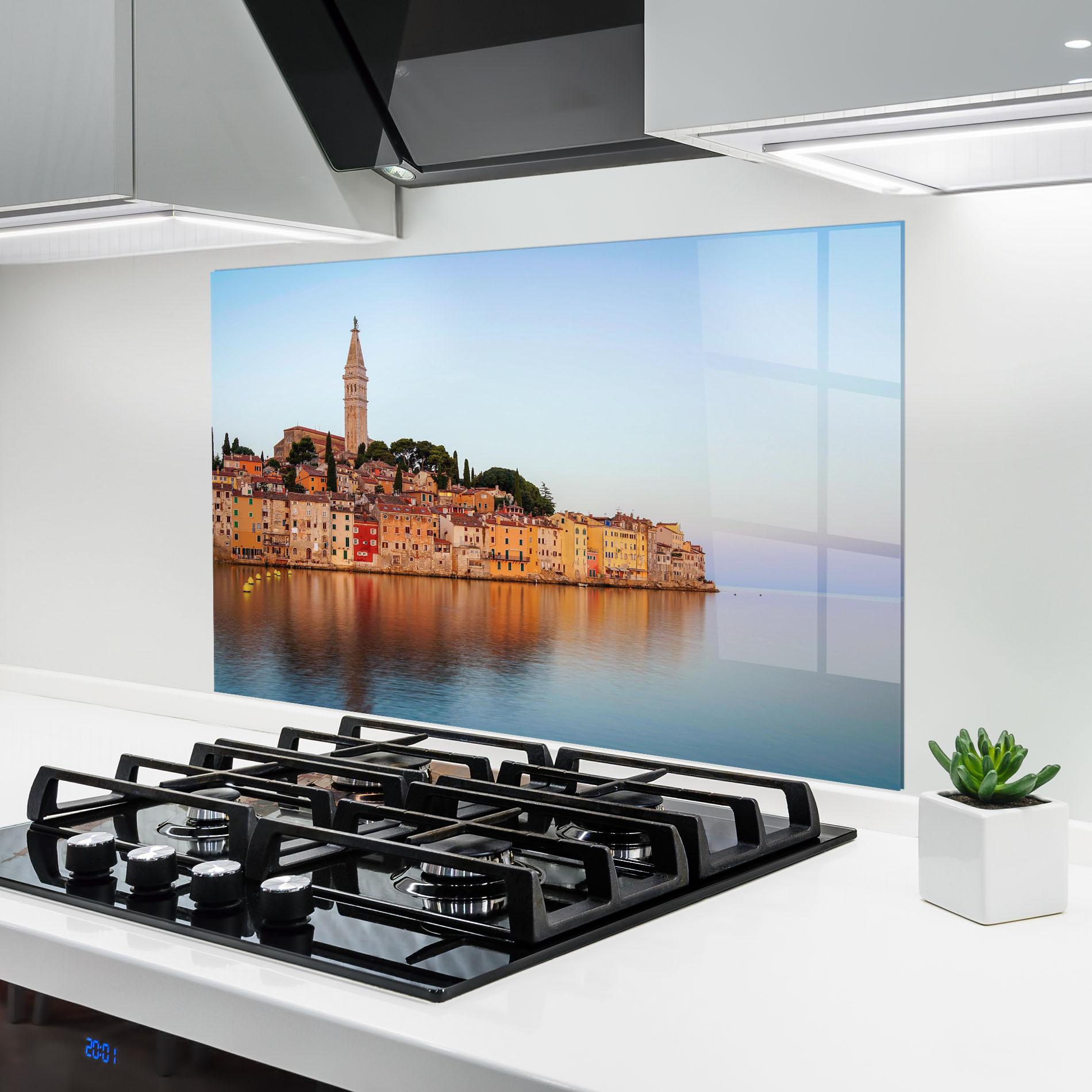 Konyhai üveg hátfal Rovinj mockup 6