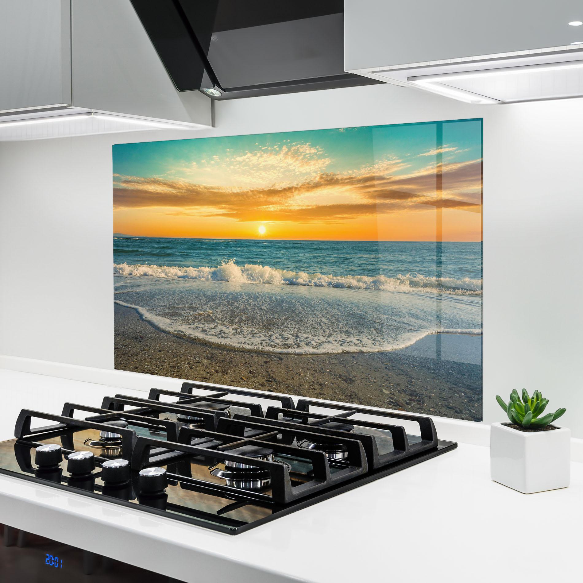 Konyhai üveg hátfal Beach Dramatic Sunset mockup 6