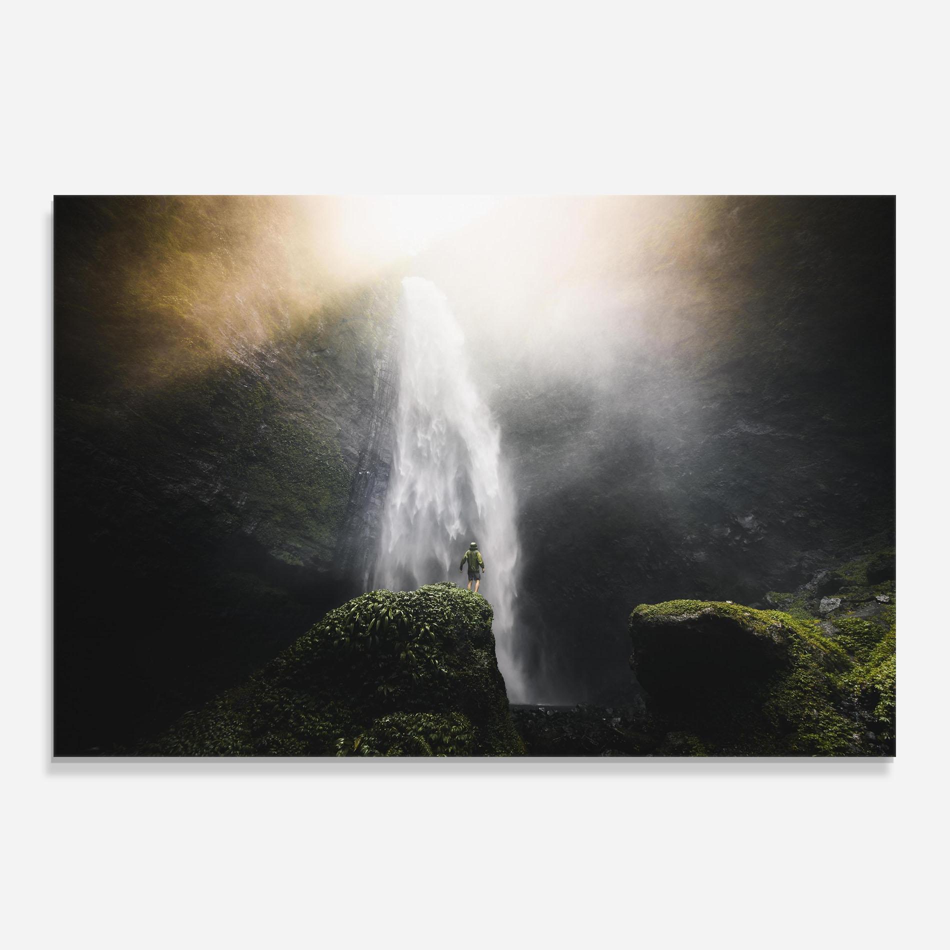 Konyhai üveg hátfal Green Man Waterfall mockup 0