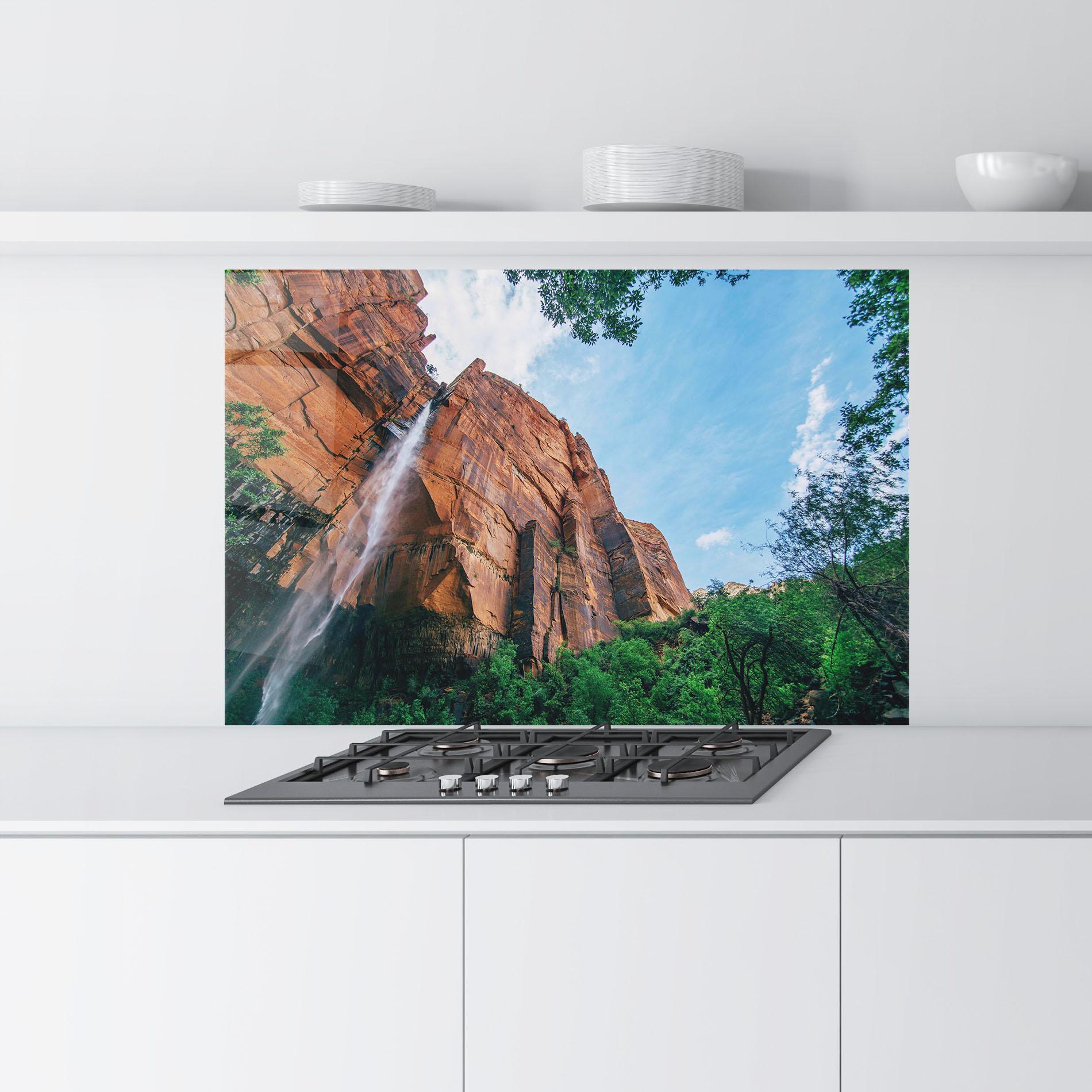 Konyhai üveg hátfal Nature Pretty Waterfall mockup 9