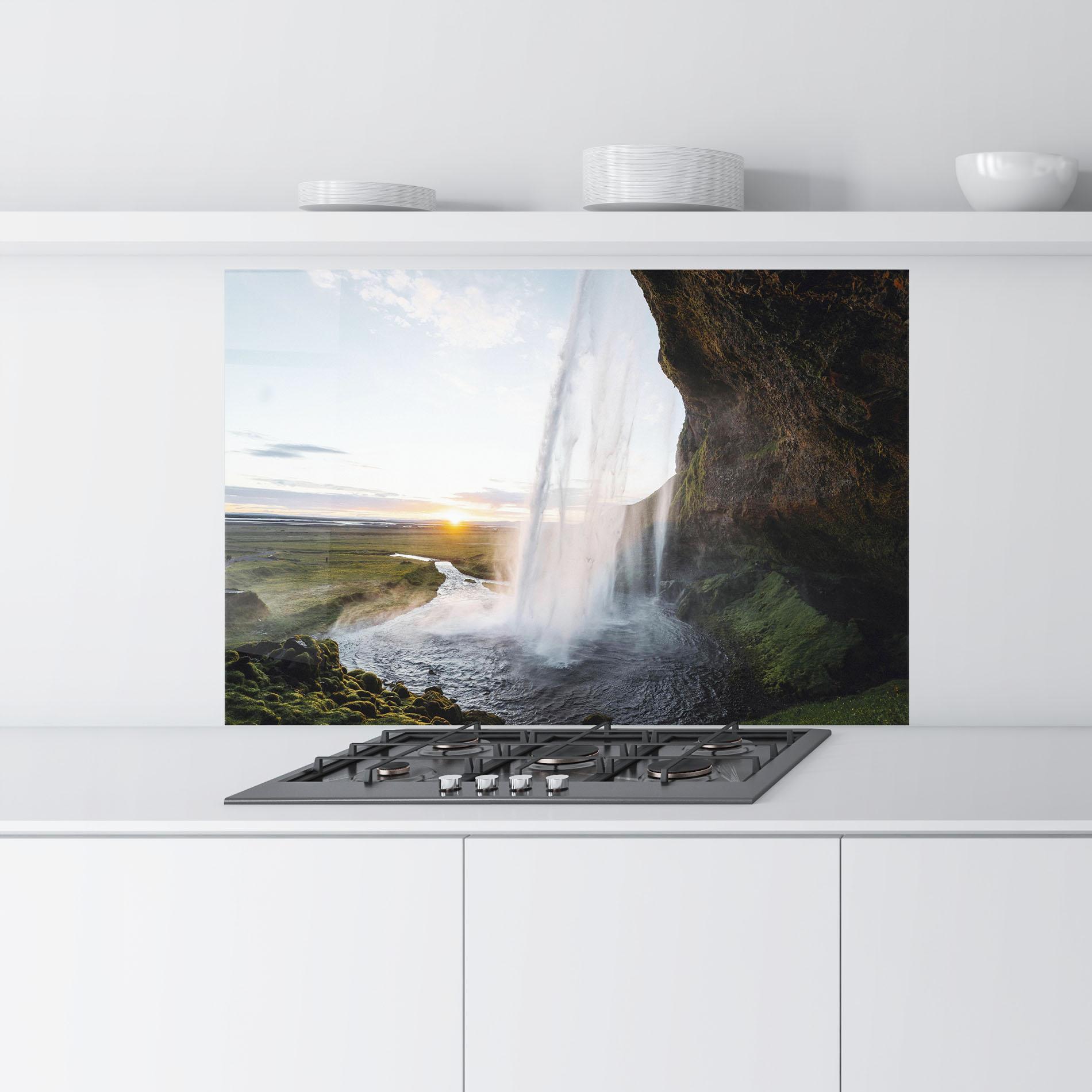Konyhai üveg hátfal Sunrise Waterfall mockup 9