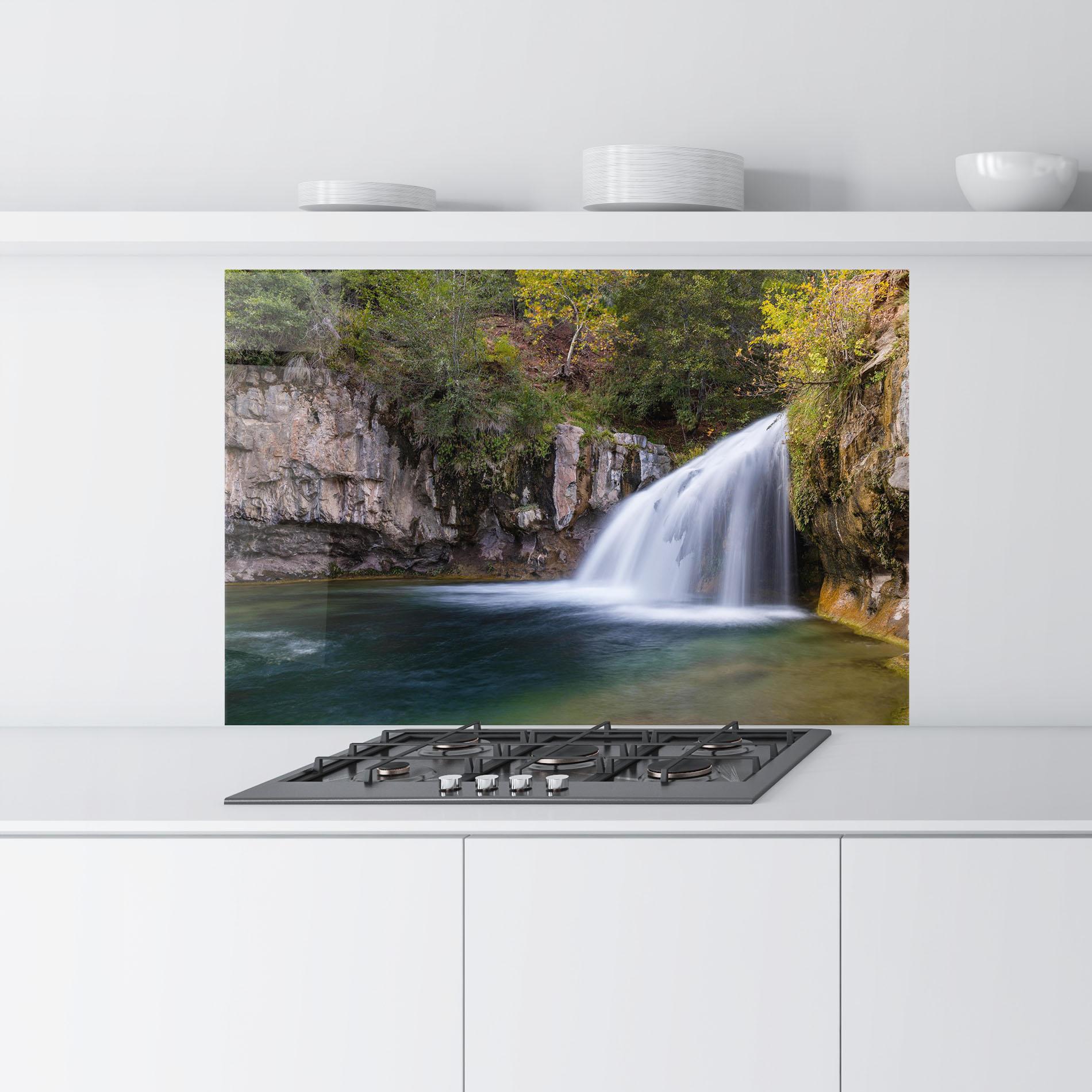 Konyhai üveg hátfal White Waterfall mockup 9