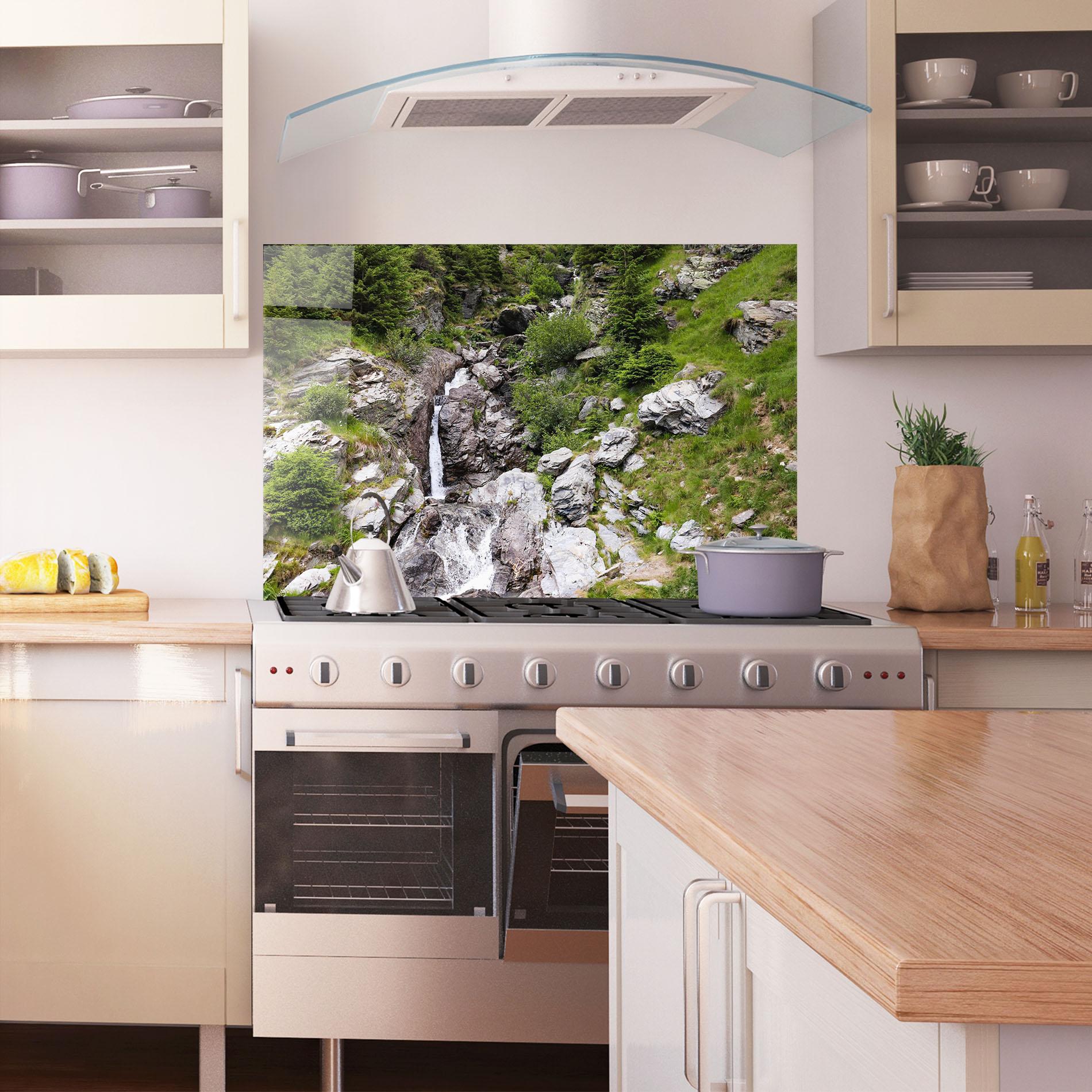 Konyhai üveg hátfal Small Waterfall mockup 1