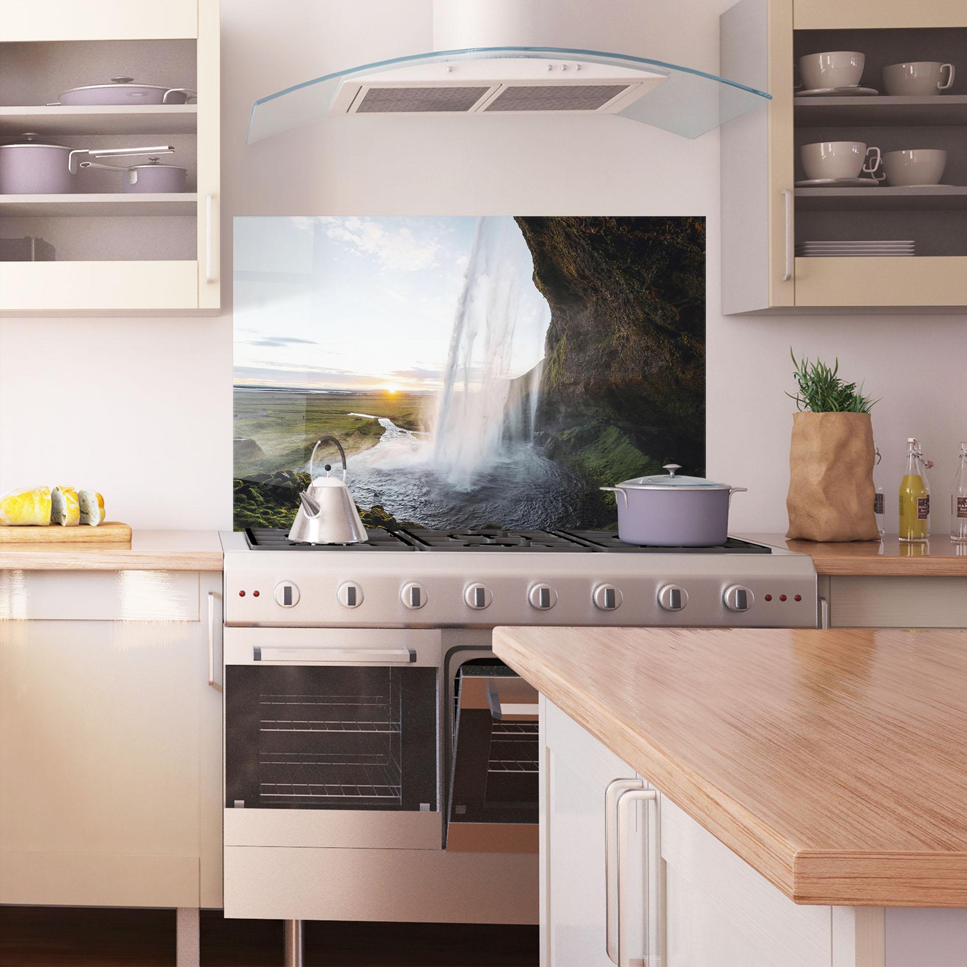 Konyhai üveg hátfal Sunrise Waterfall mockup 1
