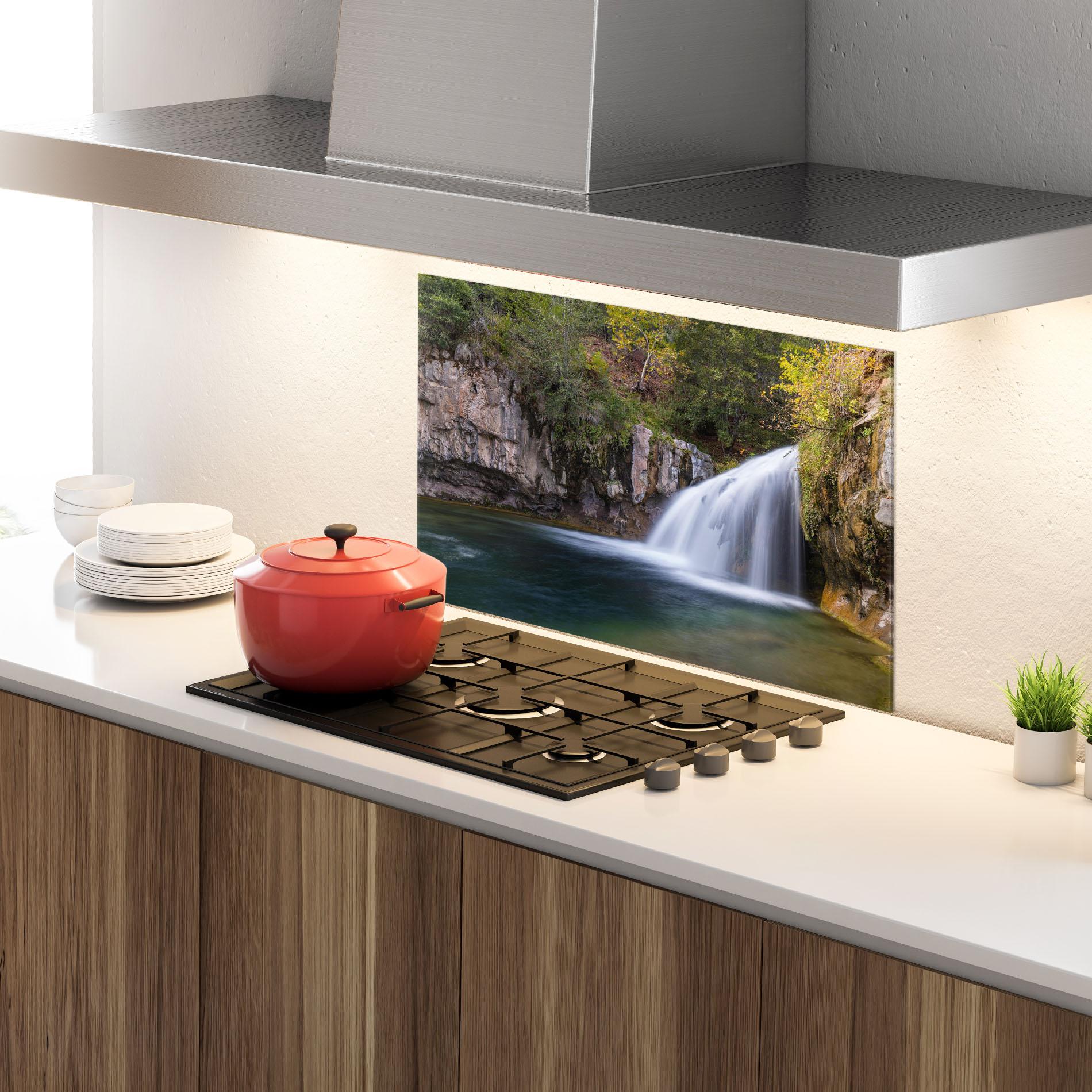 Konyhai üveg hátfal White Waterfall mockup 4