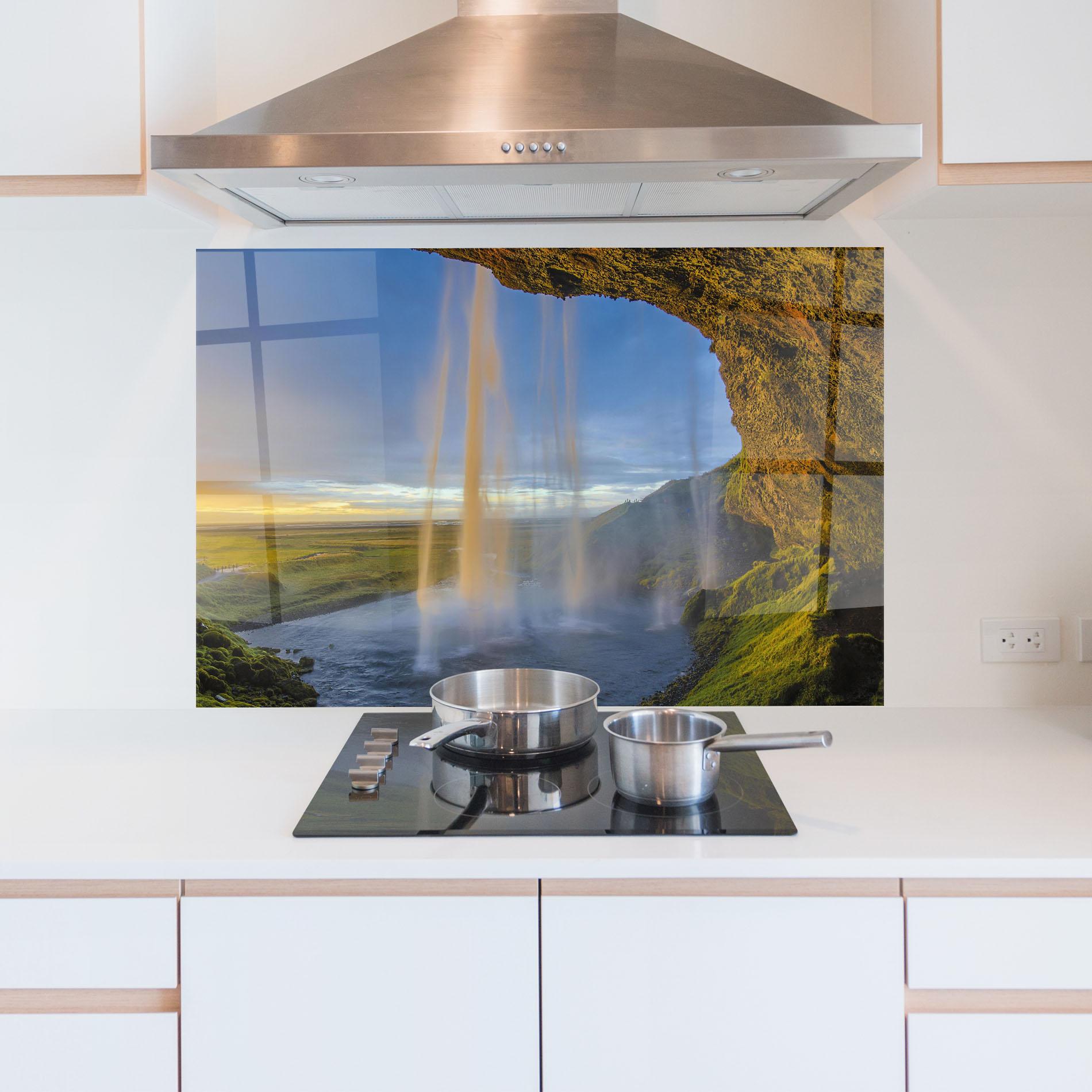 Konyhai üveg hátfal Orange Waterfall mockup 5