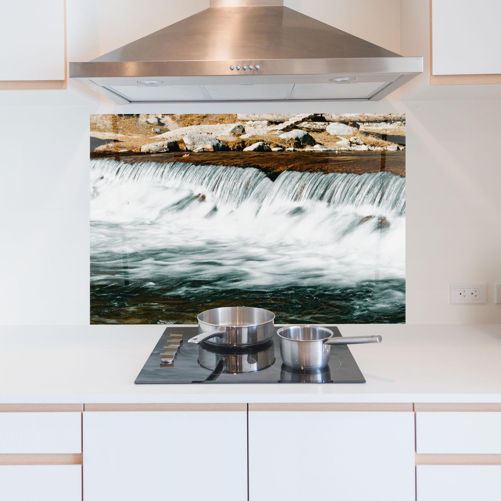 Konyhai üveg hátfal Small Pretty Waterfall mockup 5