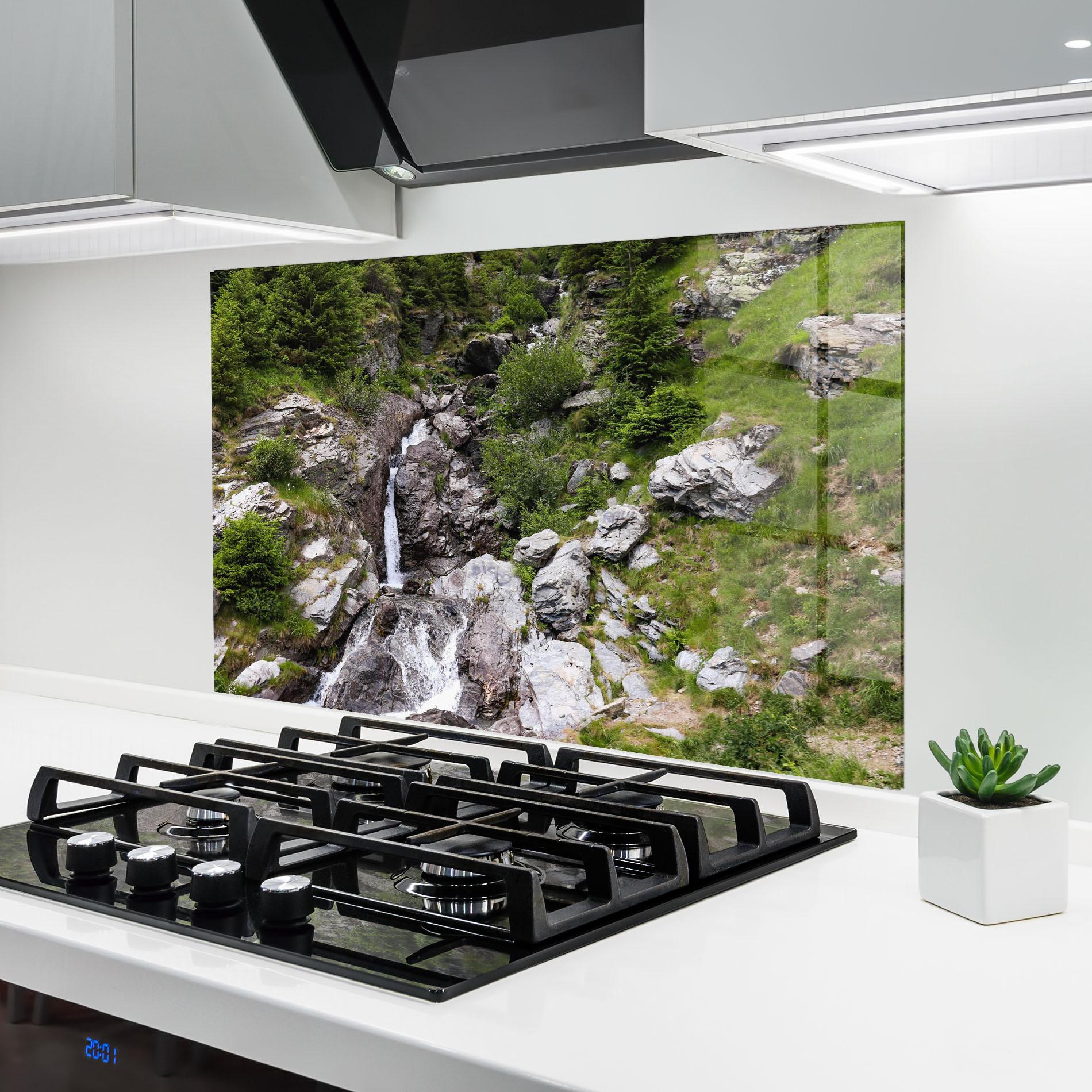 Konyhai üveg hátfal Small Waterfall mockup 6