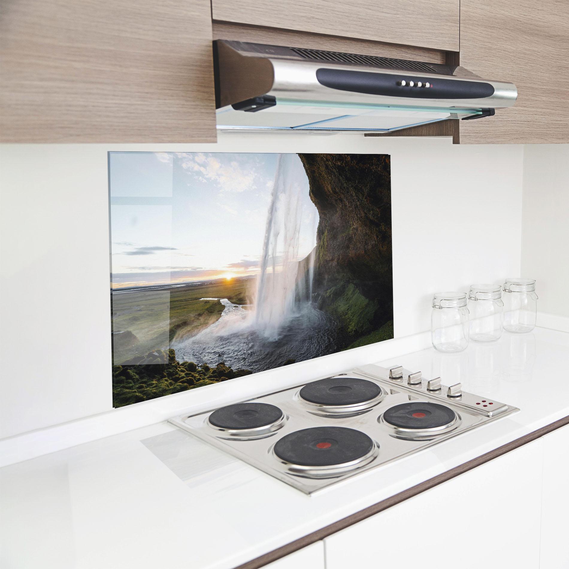 Konyhai üveg hátfal Sunrise Waterfall mockup 8