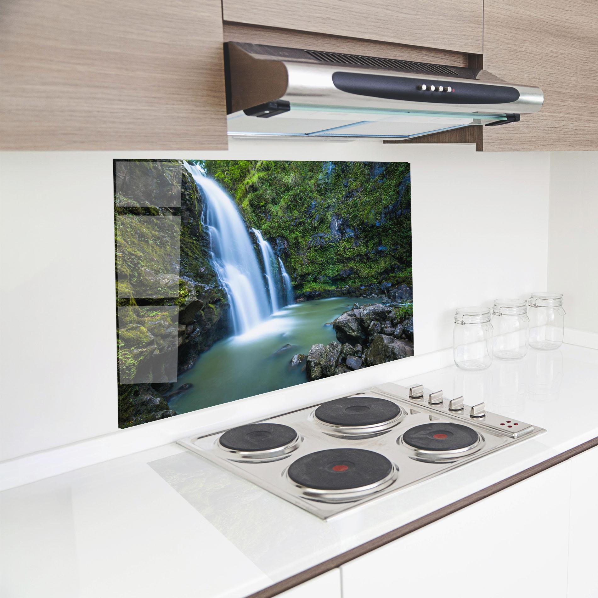 Konyhai üveg hátfal Swimming In Waterfall mockup 8