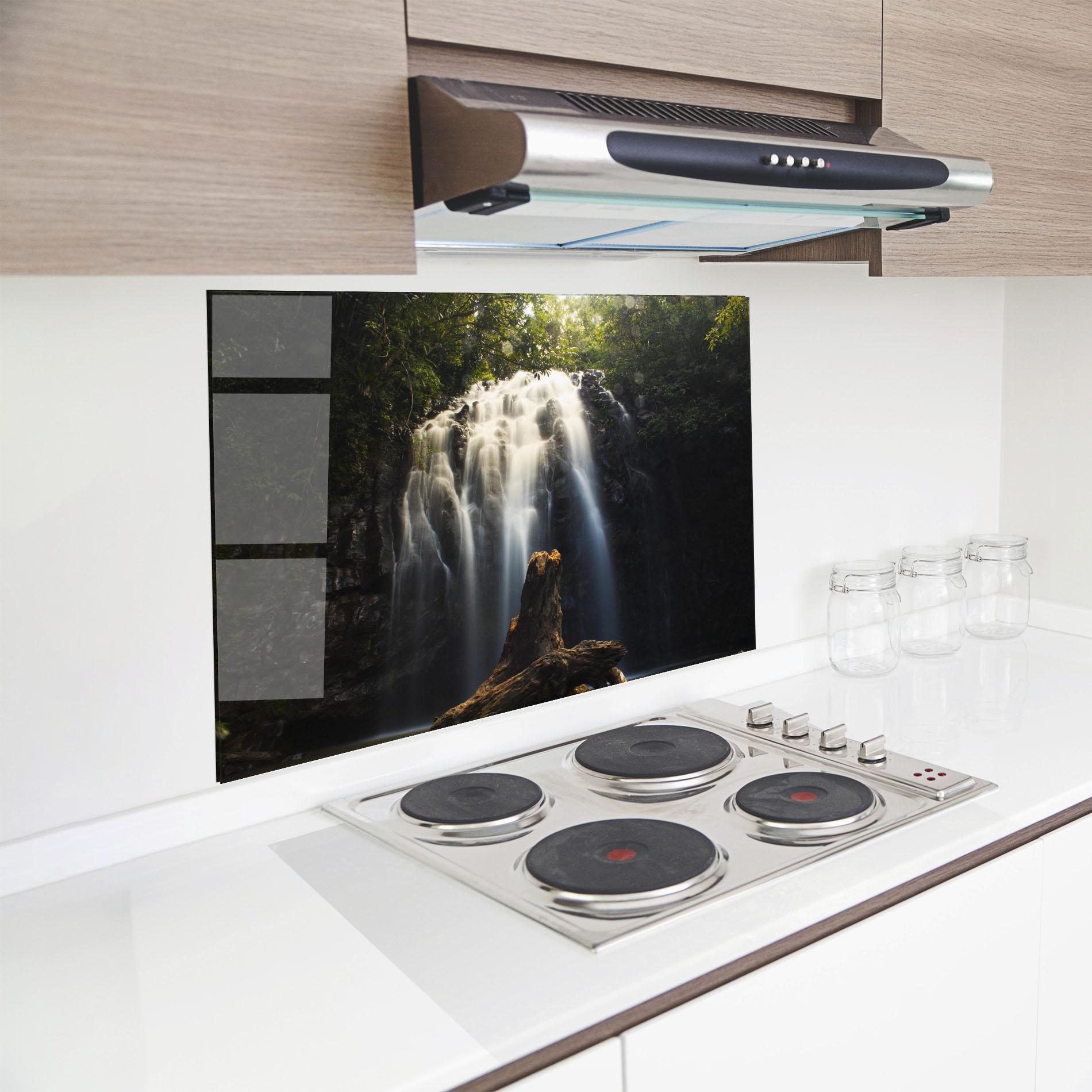 Konyhai üveg hátfal Tree Log Waterfall mockup 8