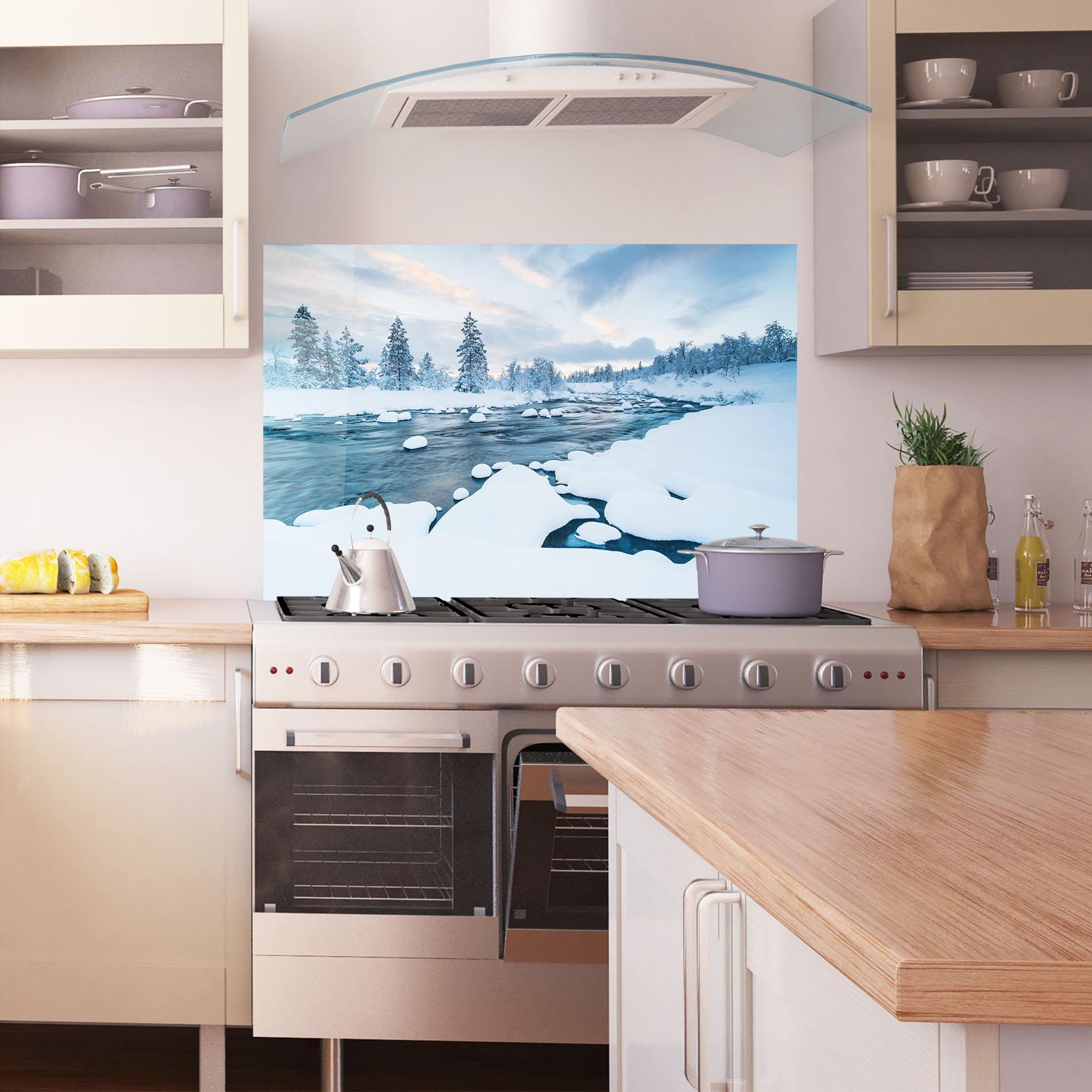 Konyhai üveg hátfal Winter River mockup 1