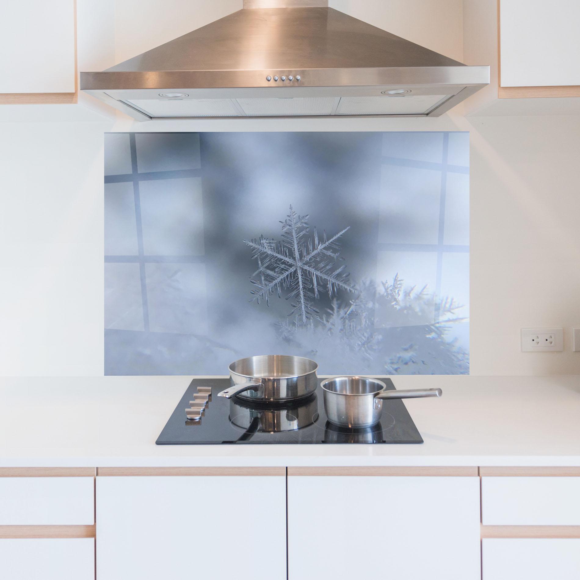 Konyhai üveg hátfal Pretty Snowflake mockup 5