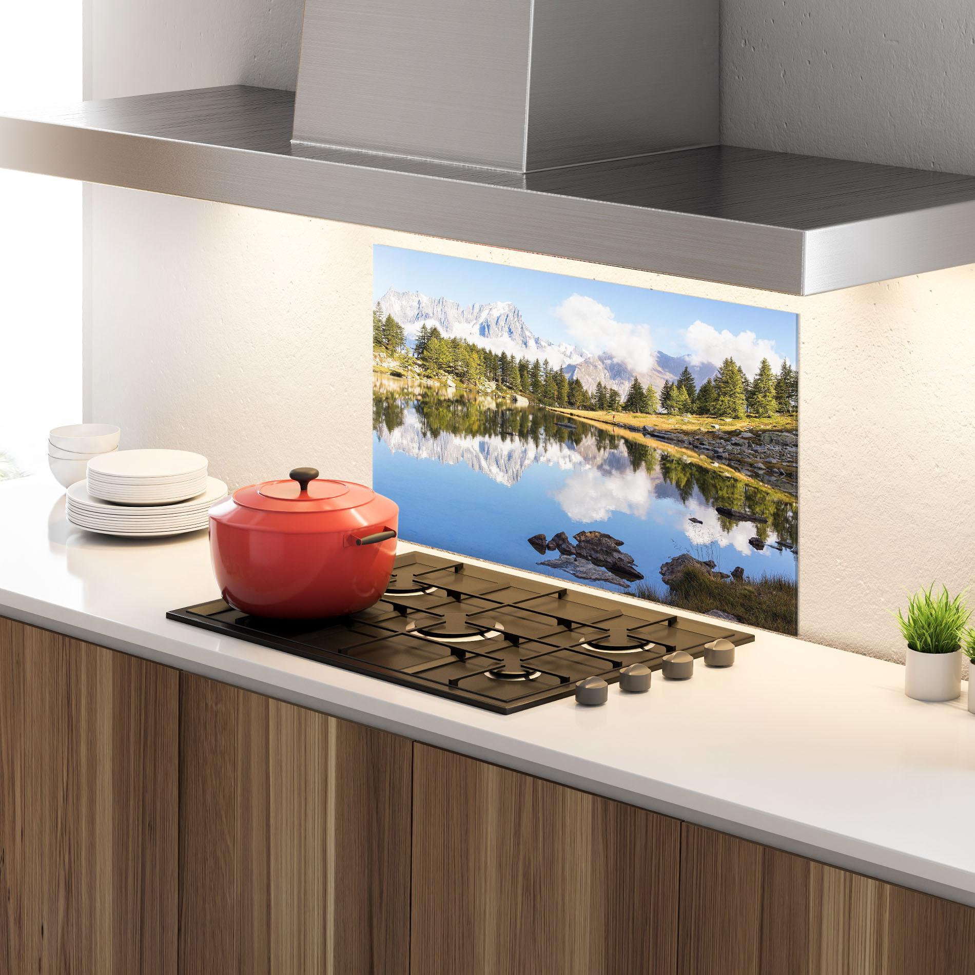 Konyhai üveg hátfal Mountain Reflection mockup 4