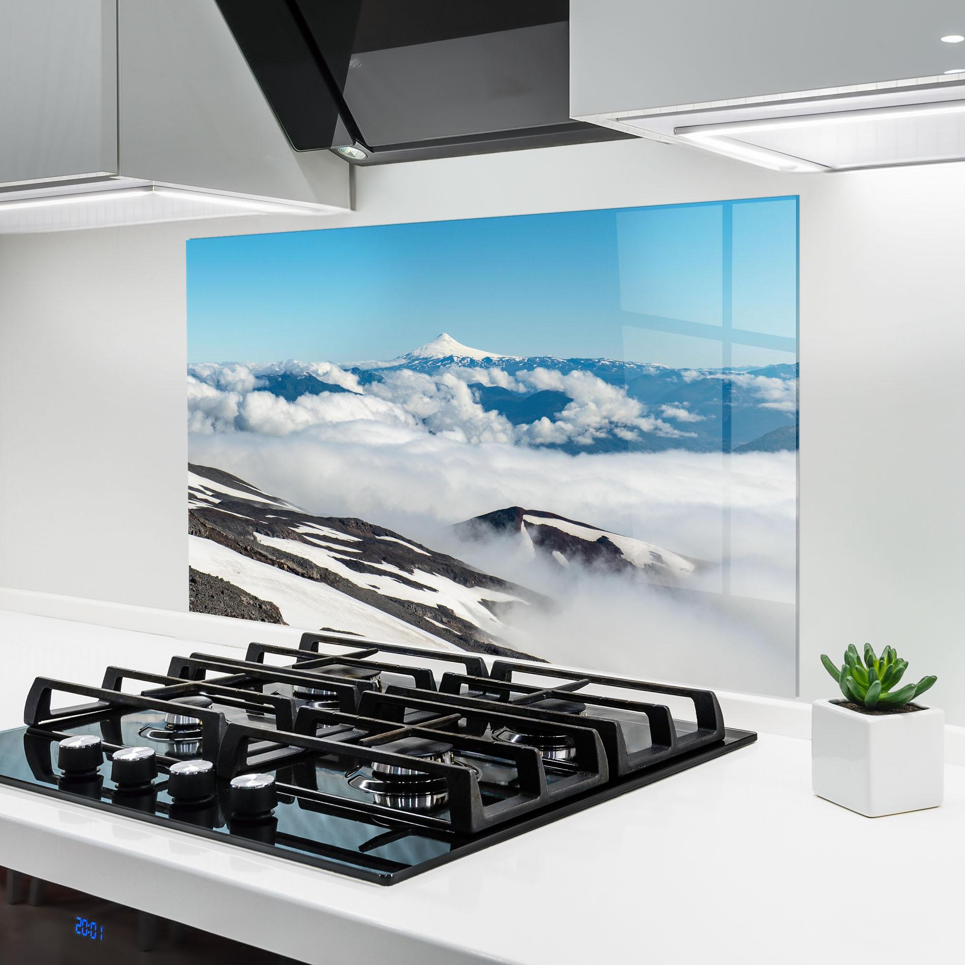 Konyhai üveg hátfal Cloudy High View mockup 6