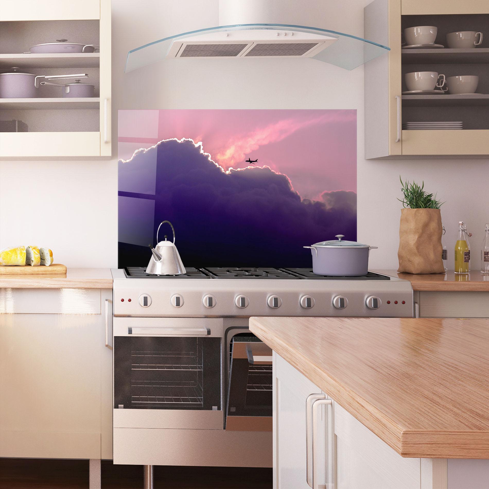 Konyhai üveg hátfal Big Purple Cloud mockup 1