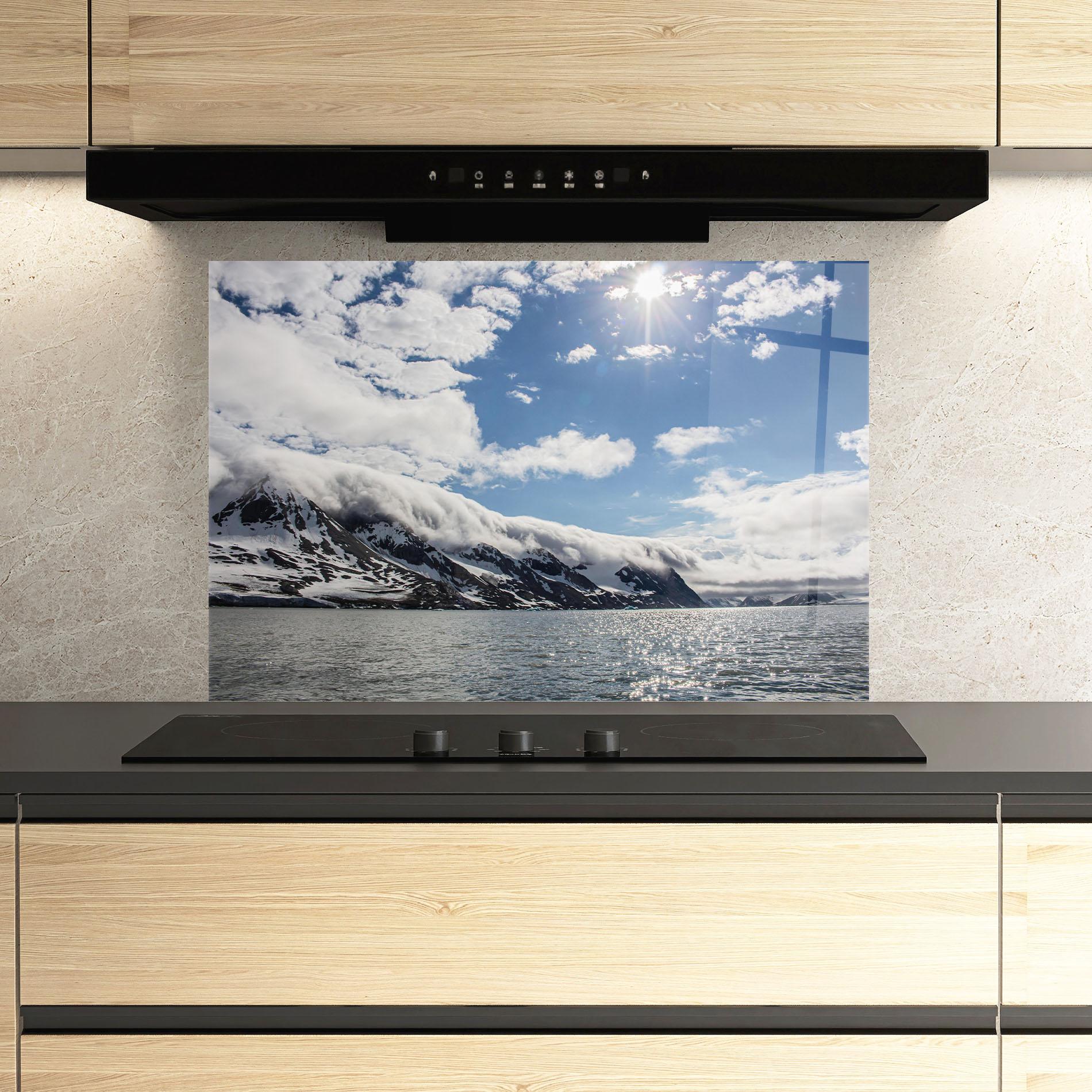 Konyhai üveg hátfal Clouds Over Ice mockup 3