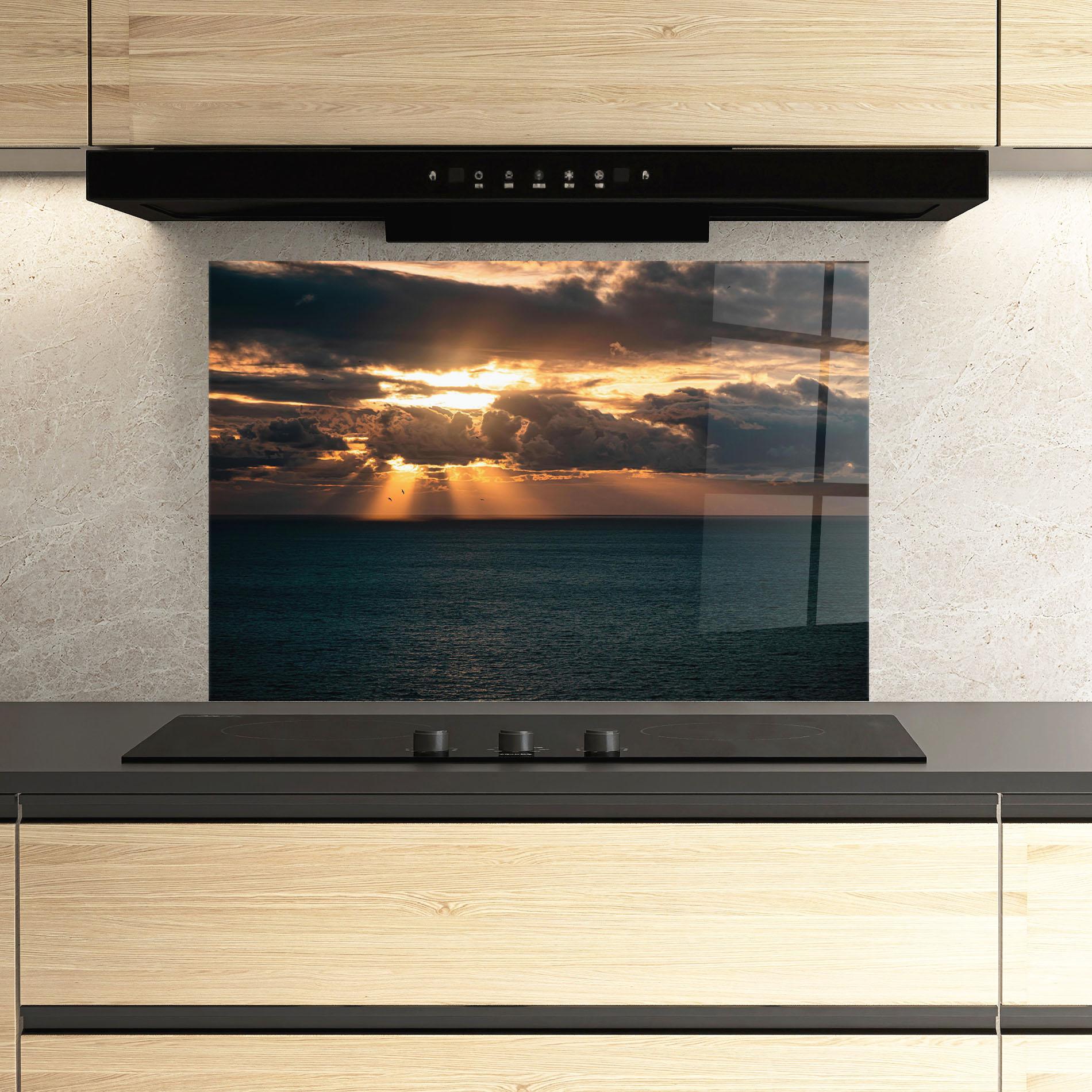 Konyhai üveg hátfal Cloudy Sunrise mockup 3