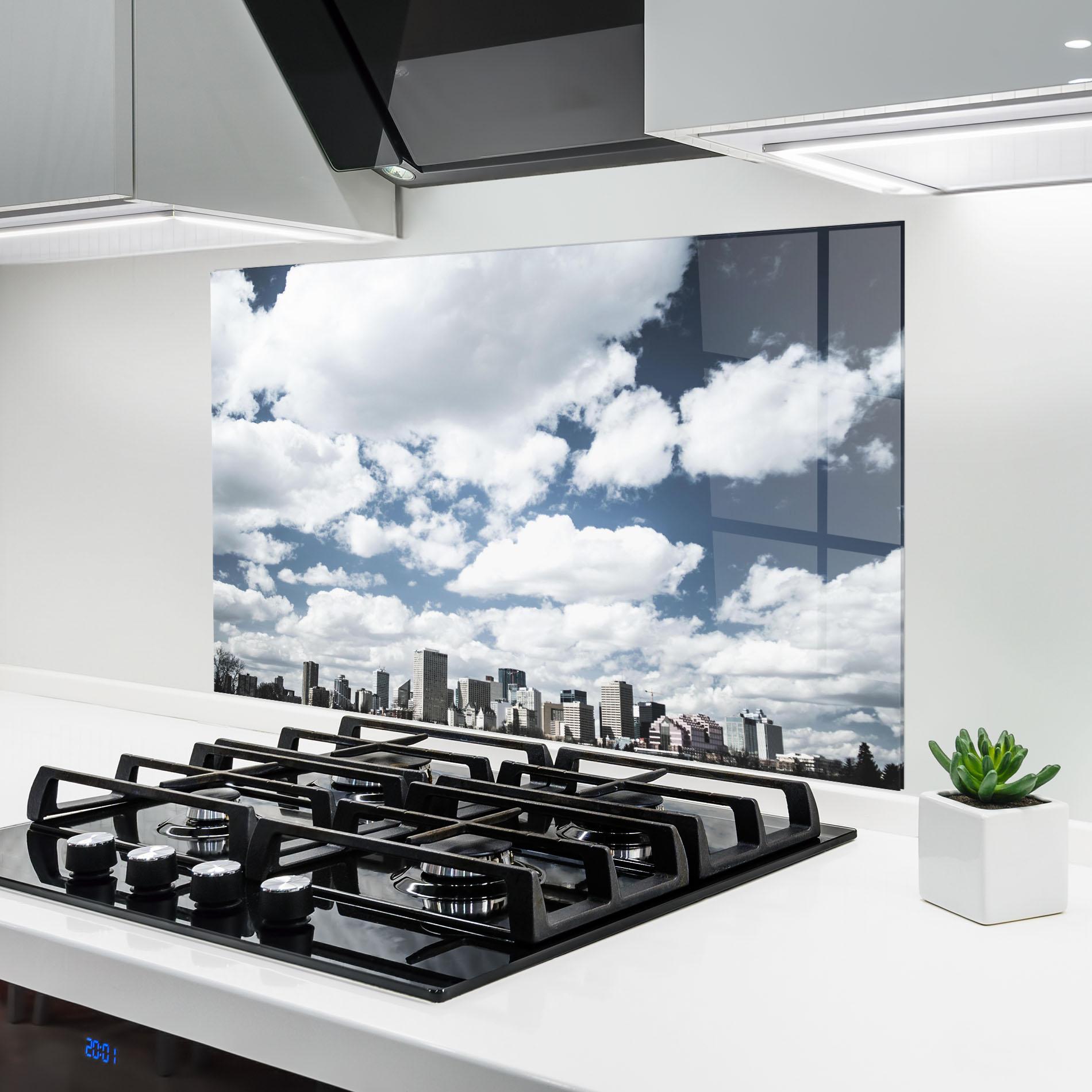 Konyhai üveg hátfal Clouds Over City mockup 6