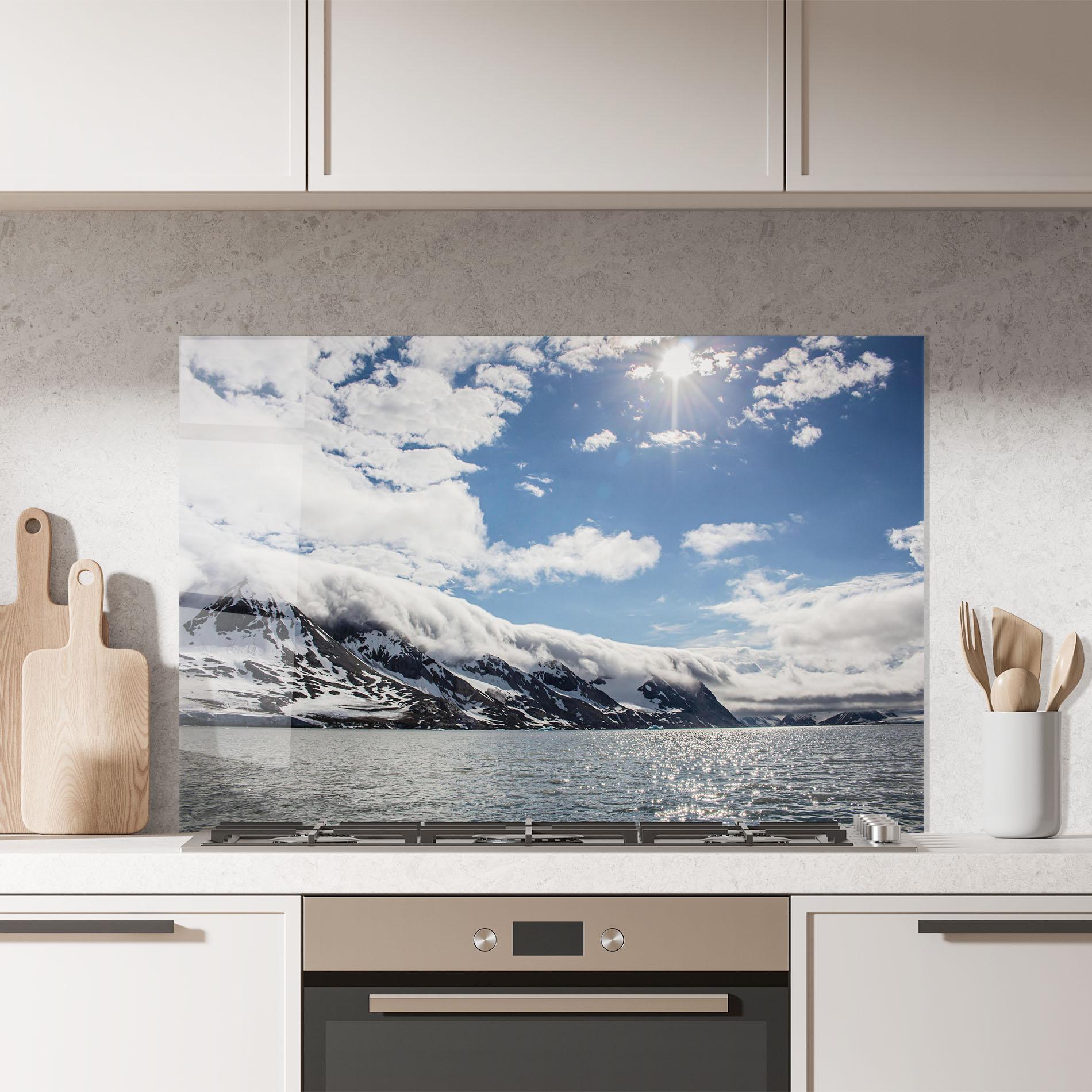 Konyhai üveg hátfal Clouds Over Ice mockup 7