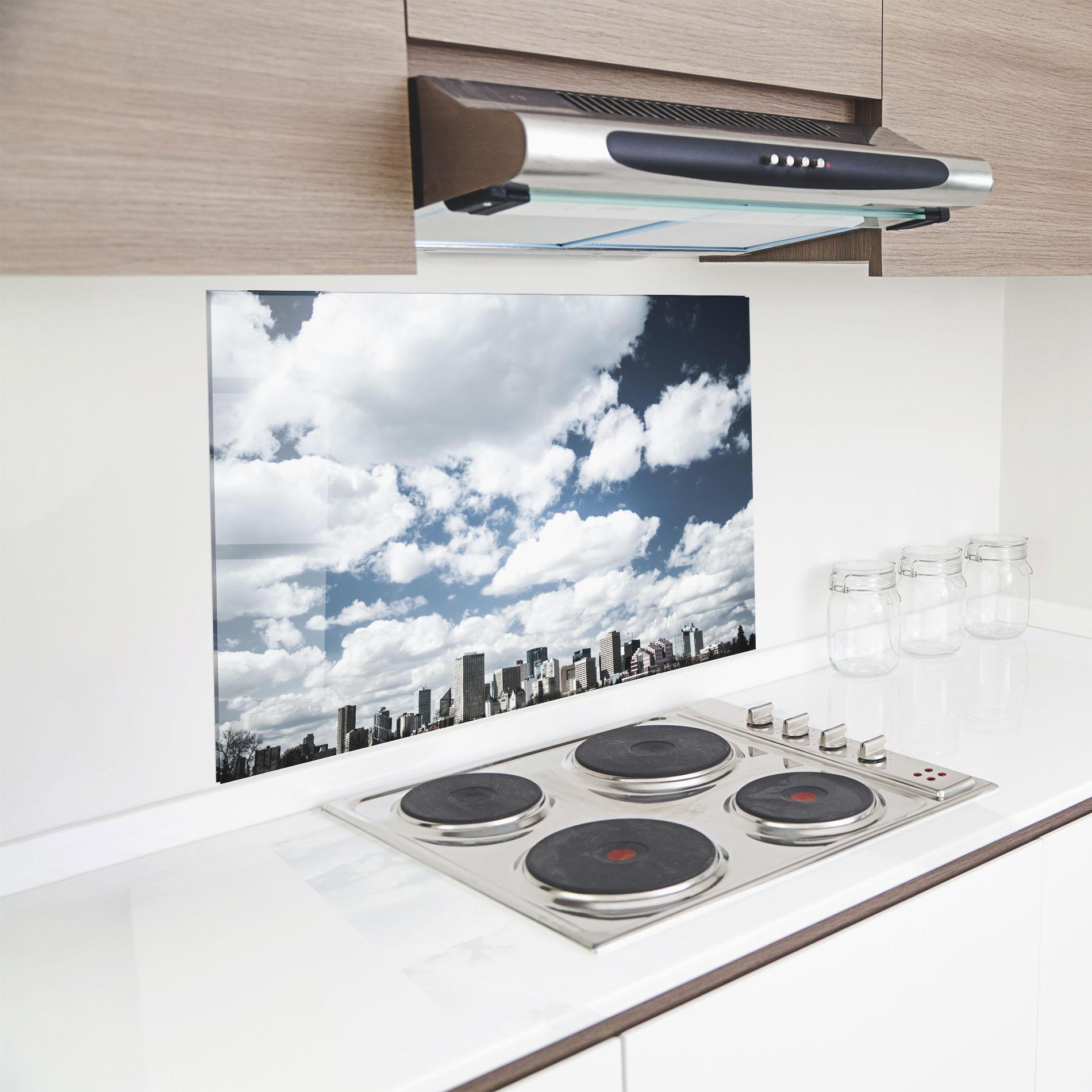 Konyhai üveg hátfal Clouds Over City mockup 8