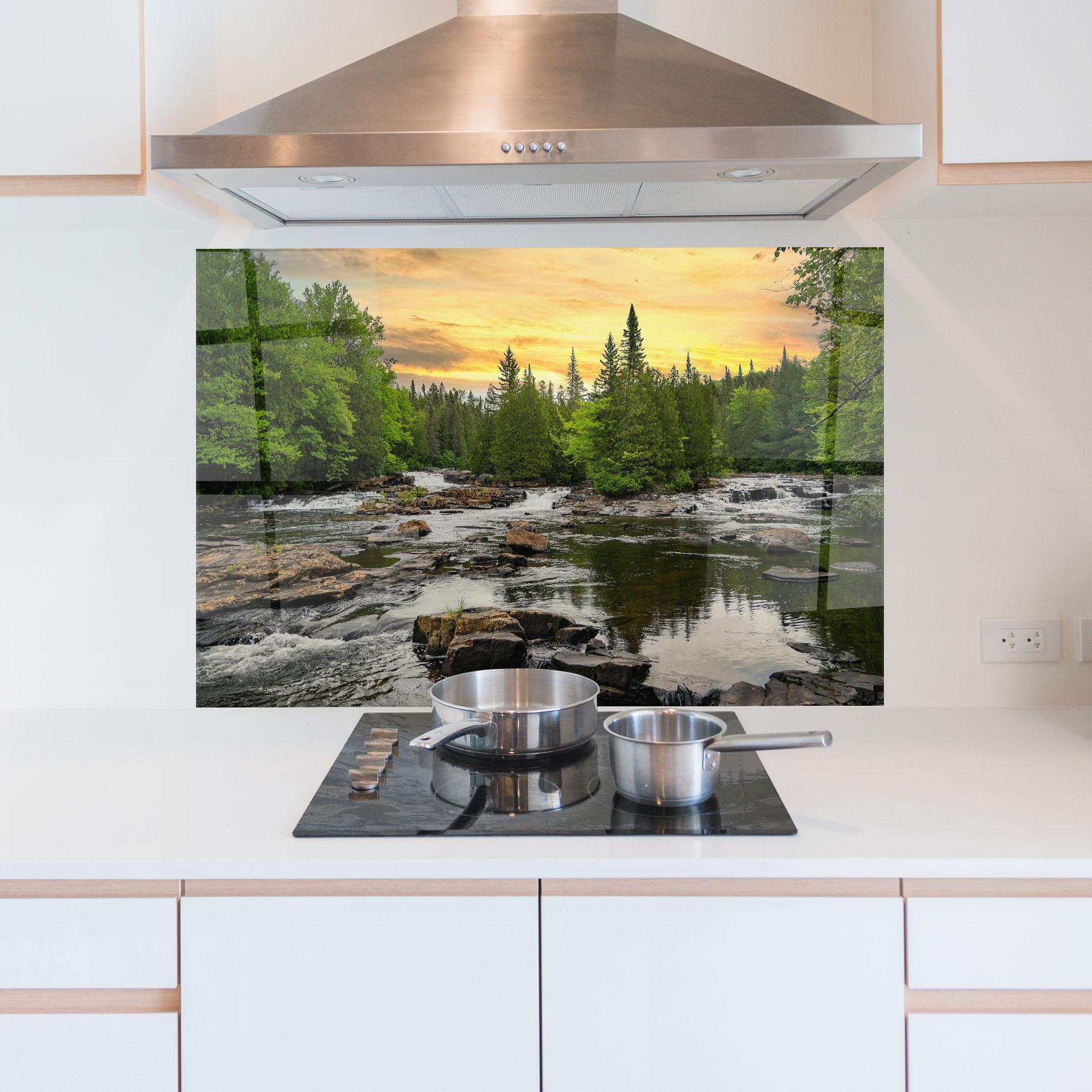 Konyhai üveg hátfal Small River Forest mockup 5