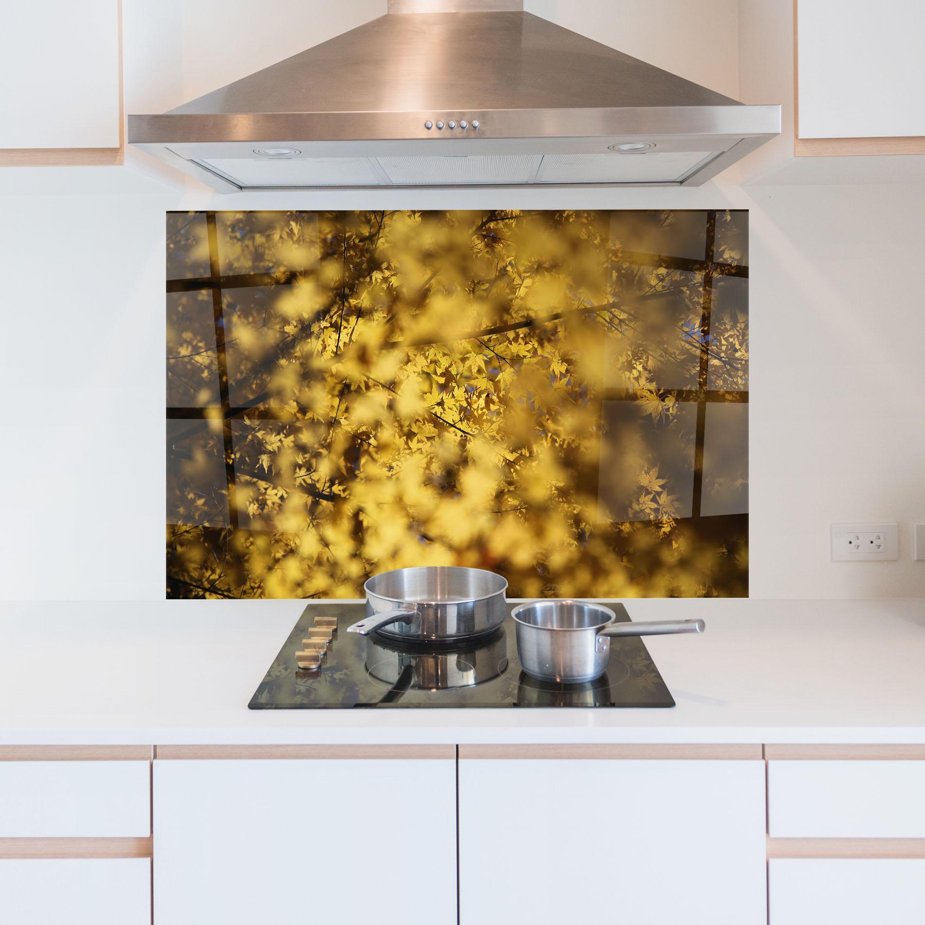 Konyhai üveg hátfal Yellow Leaf Forest mockup 5