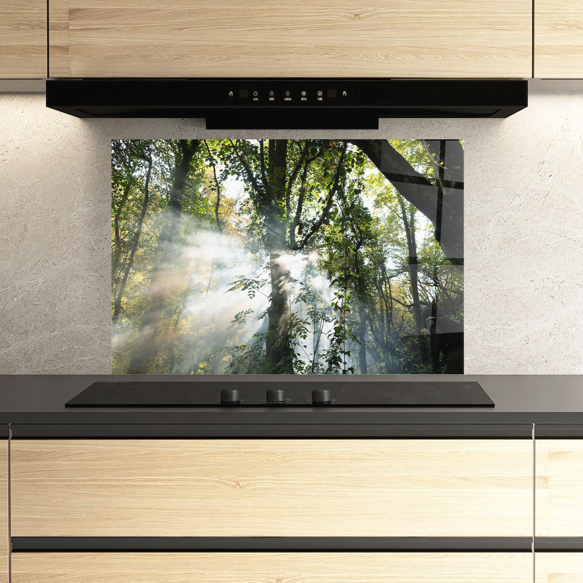 Konyhai üveg hátfal Foggy Light Forest mockup 3