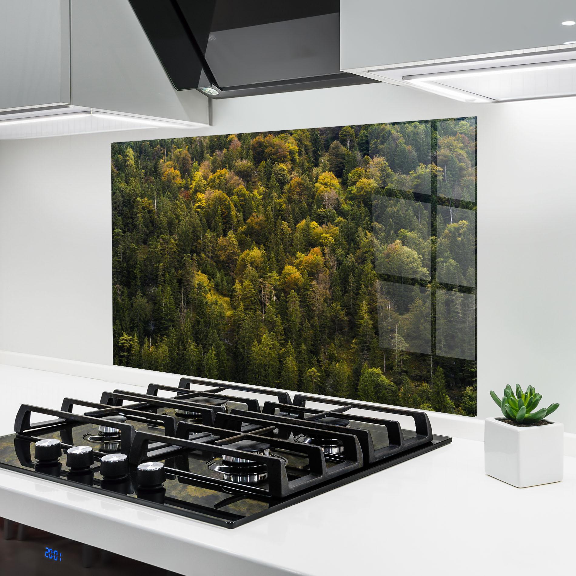 Konyhai üveg hátfal Green Shade Tree mockup 6