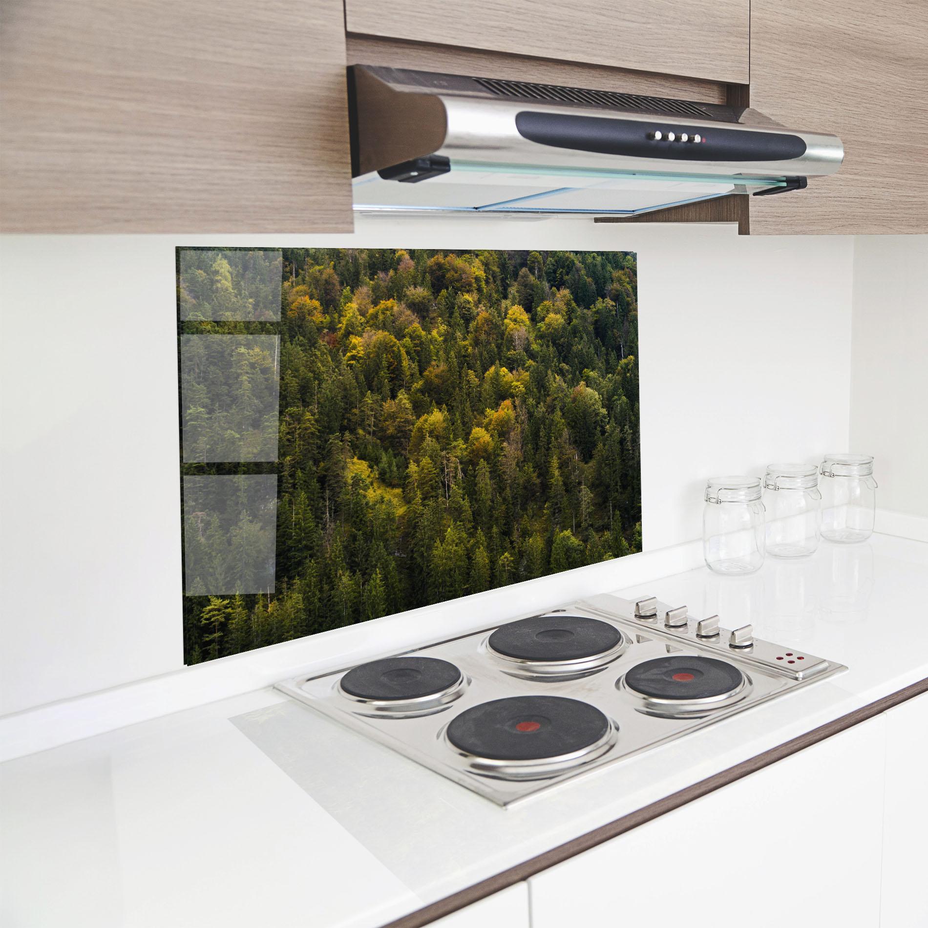 Konyhai üveg hátfal Green Shade Tree mockup 8