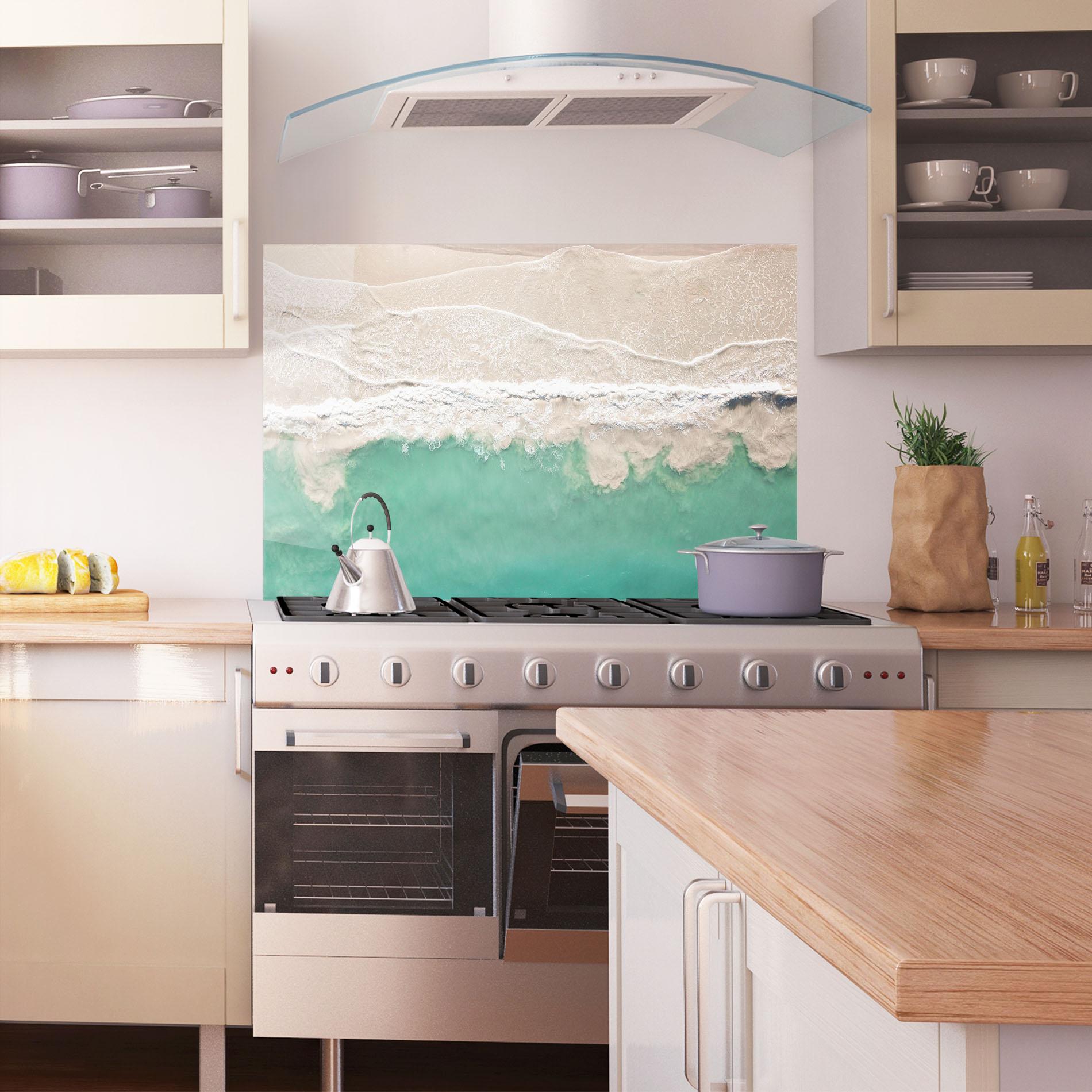 Konyhai üveg hátfal Pretty Blue Beach mockup 1
