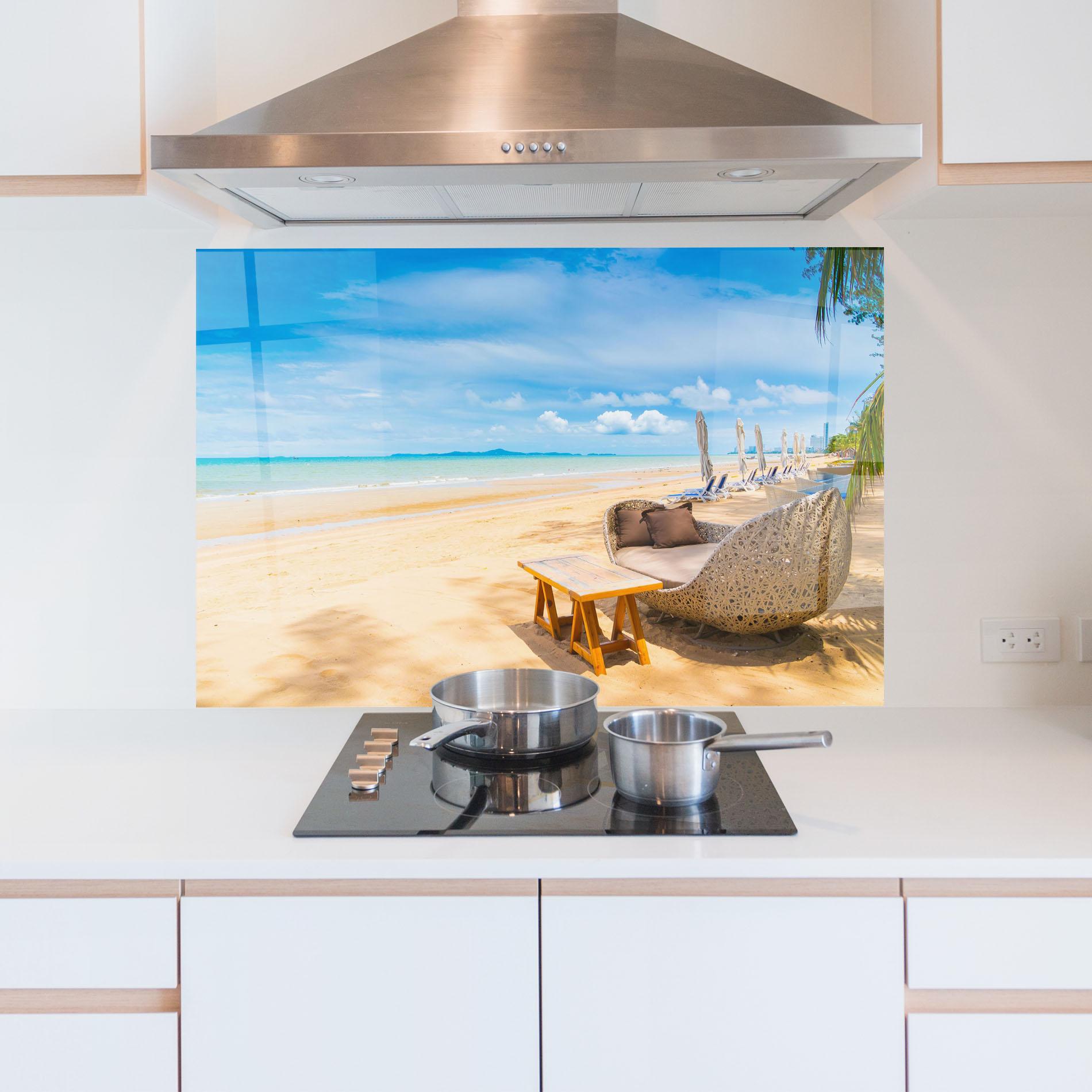 Konyhai üveg hátfal Dinning Blue Sky mockup 5