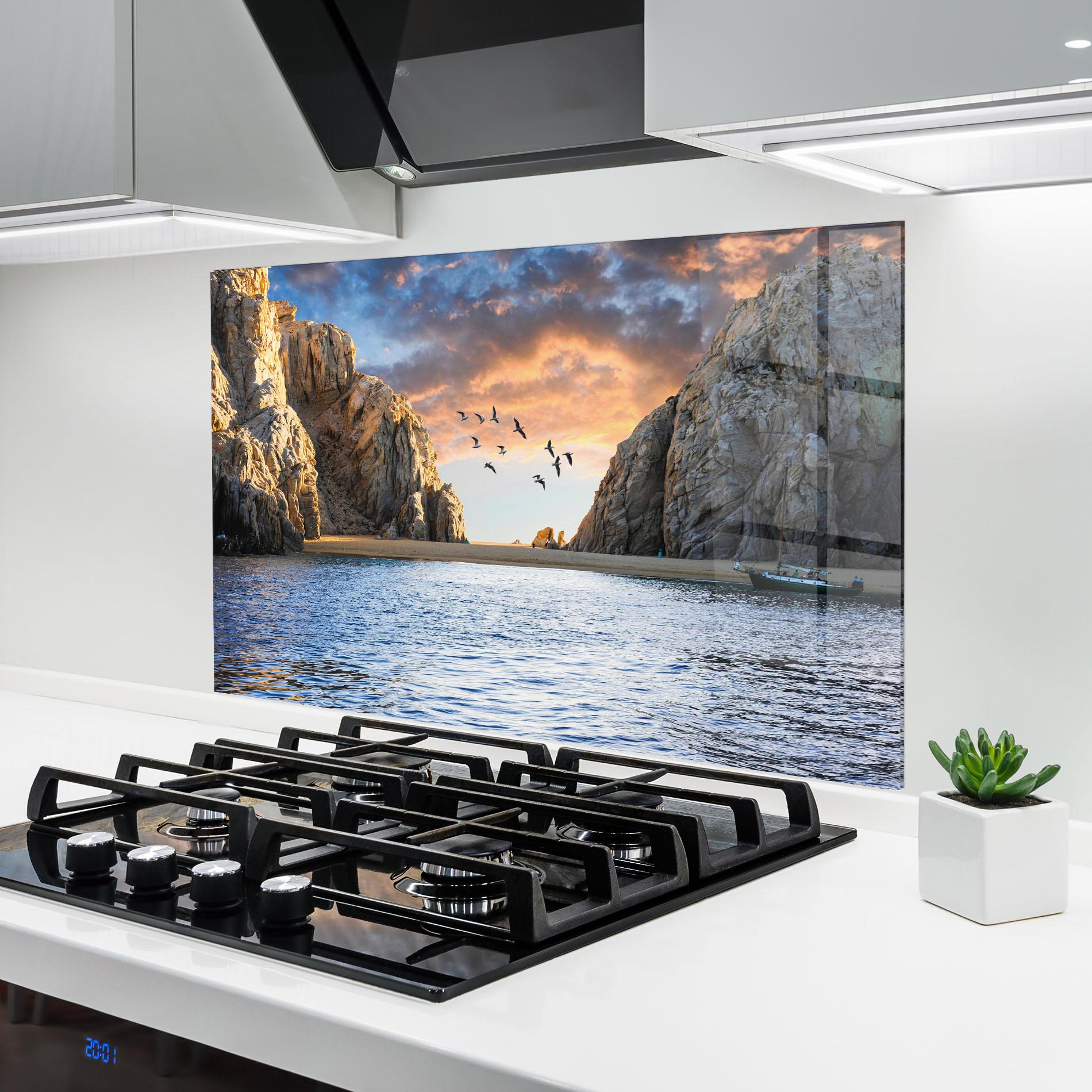 Konyhai üveg hátfal Lover S Beach mockup 6