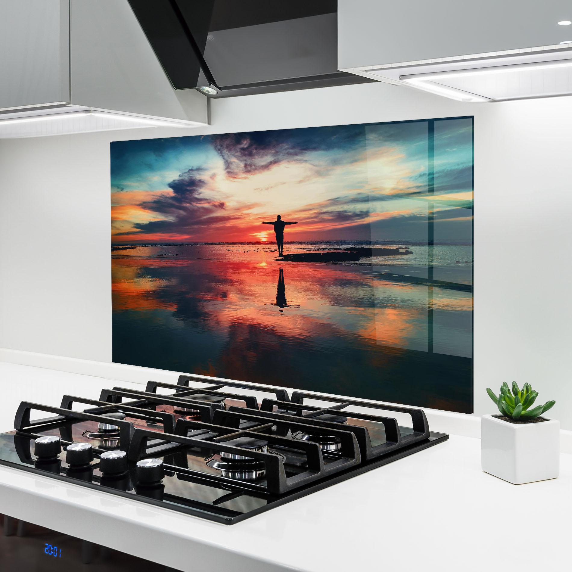Konyhai üveg hátfal Ocean Sunset Man mockup 6