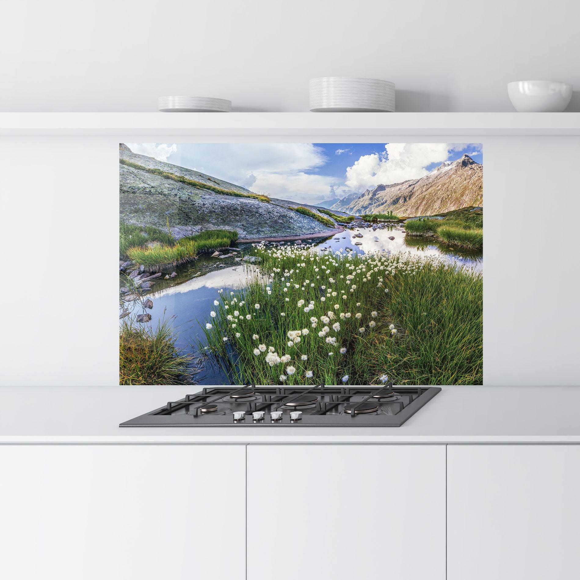 Konyhai üveg hátfal Lake Spring View mockup 9